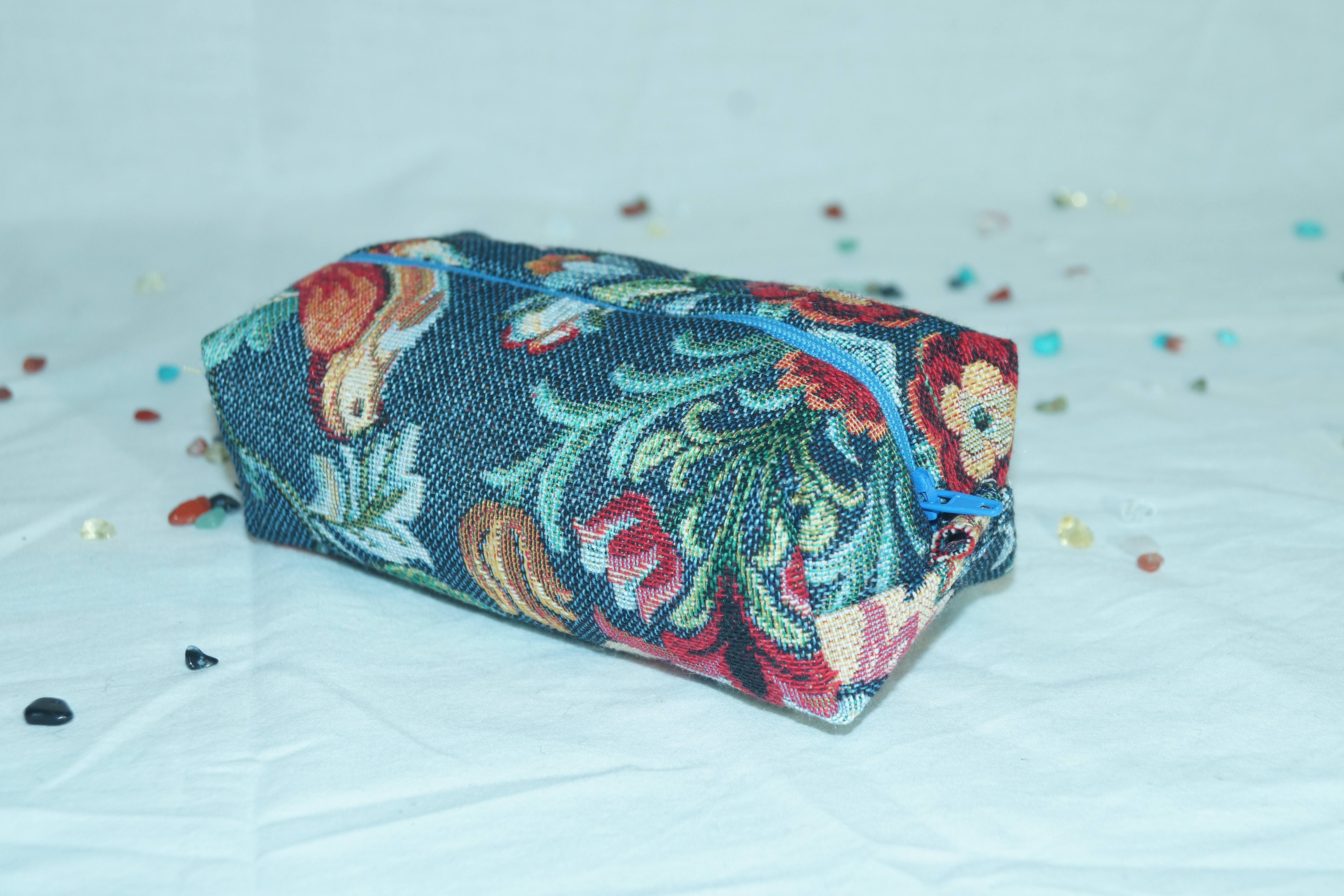 Trousse fleurs et oiseaux