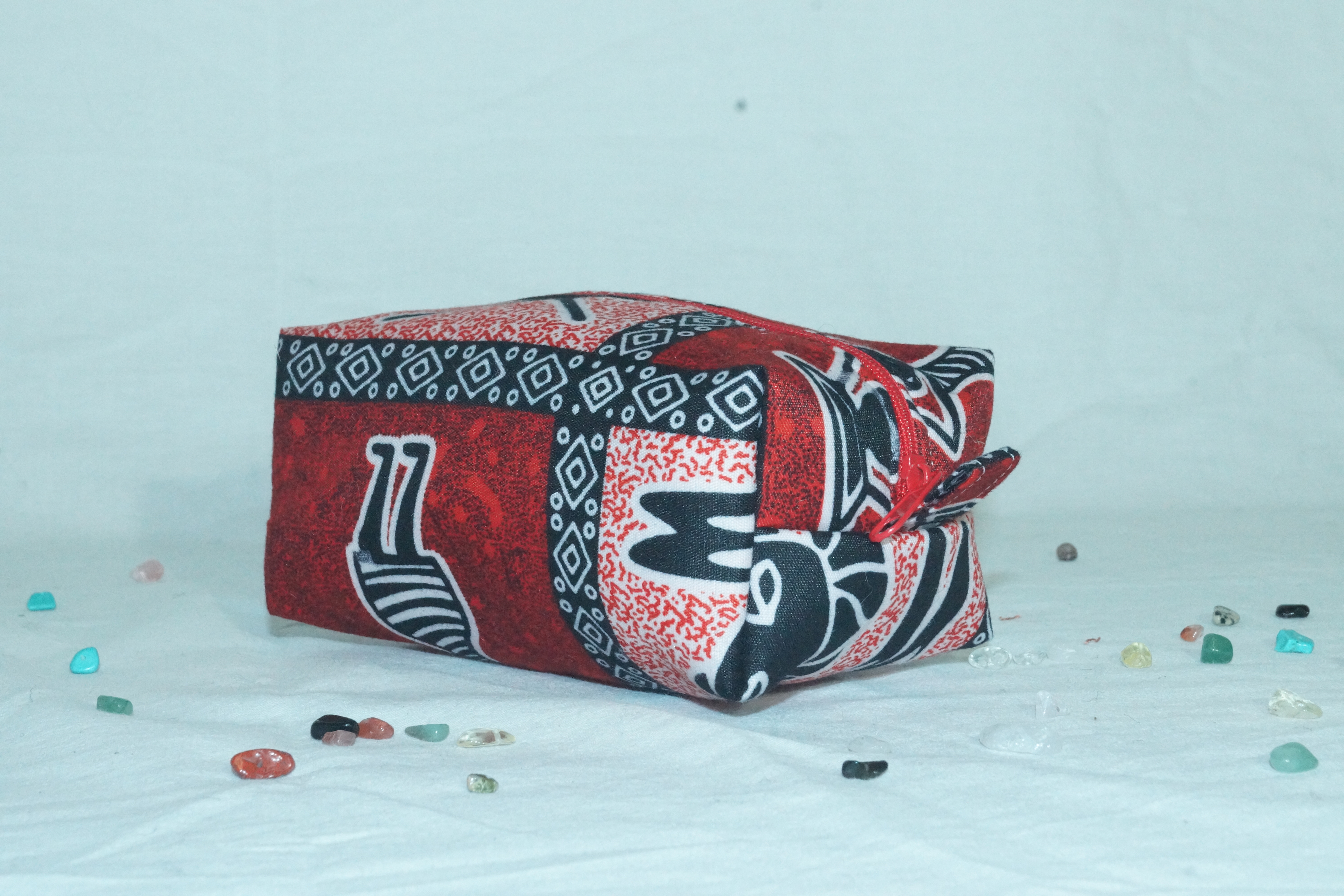 Trousse rouge et rose