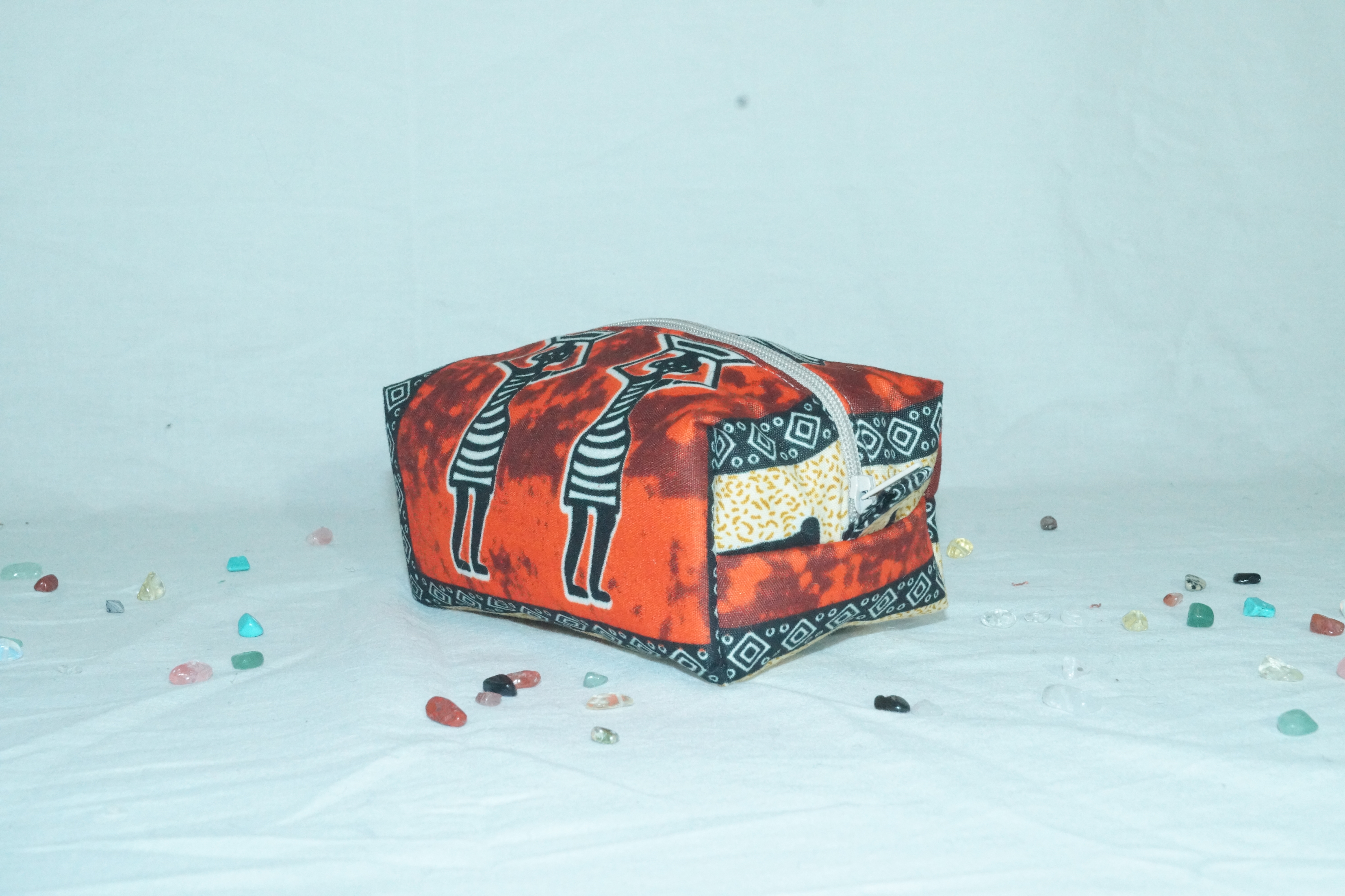 Trousse orange et beige