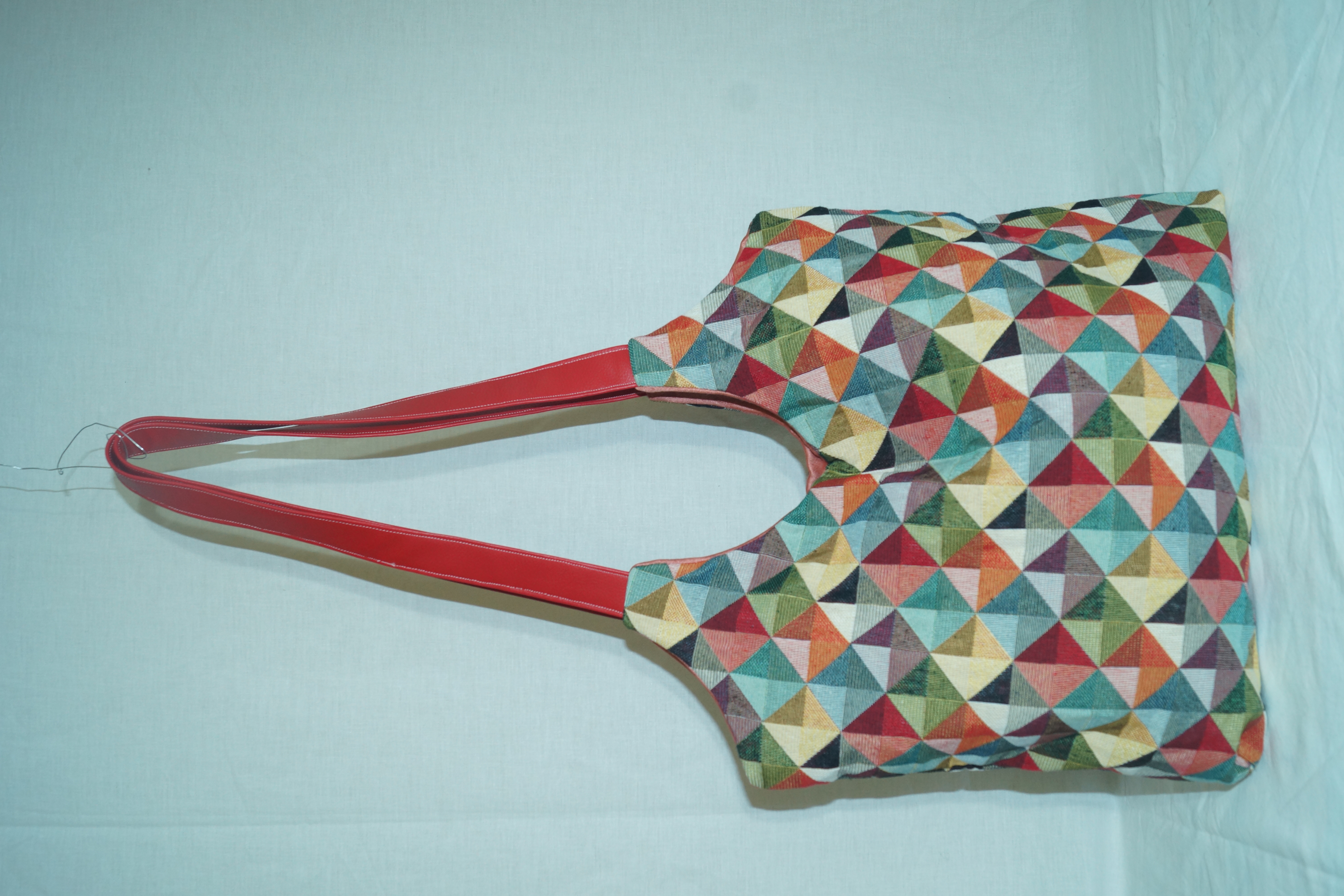 Sac à main en tissu géométrique