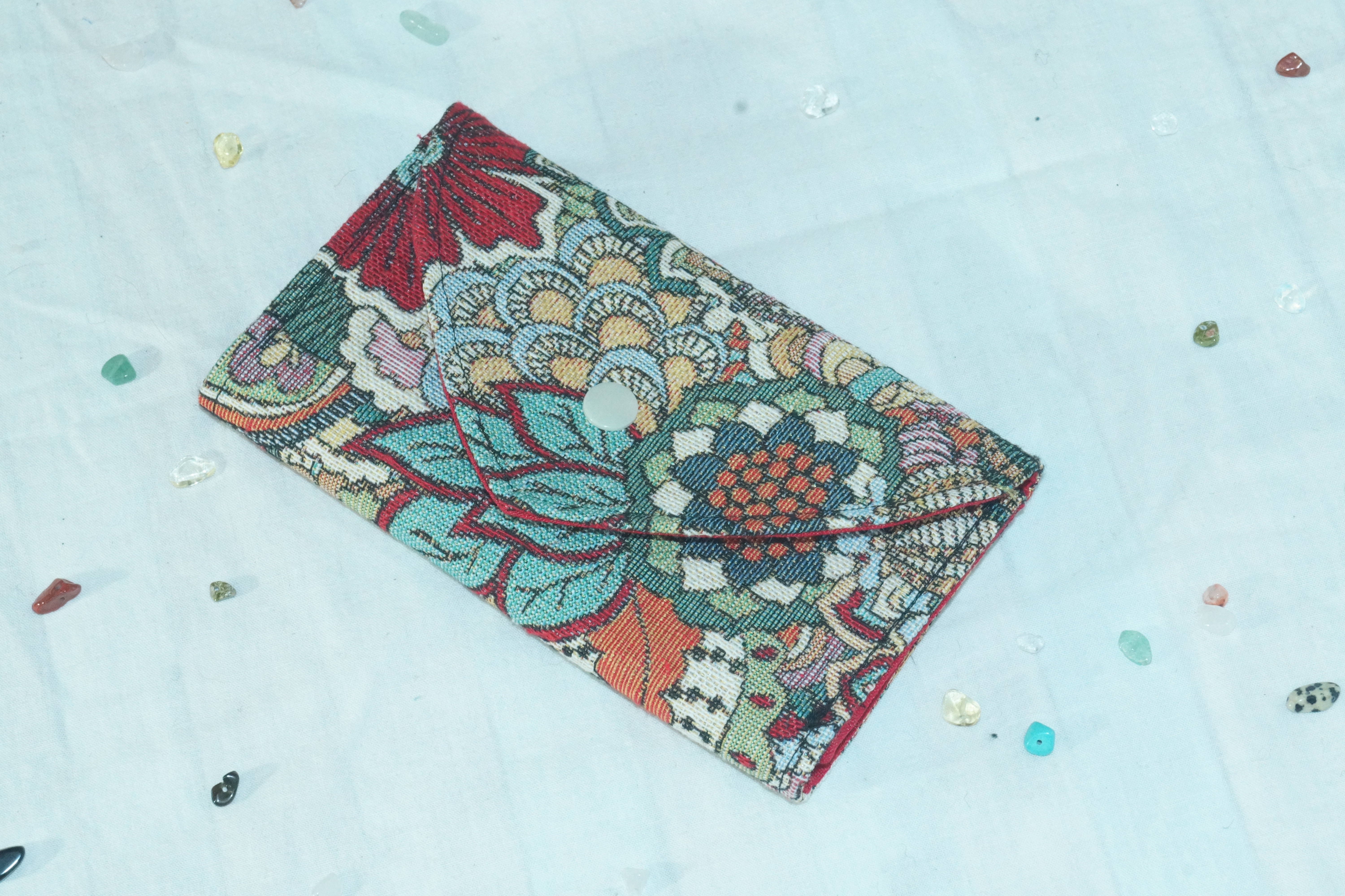 Blague à tabac à fleurs