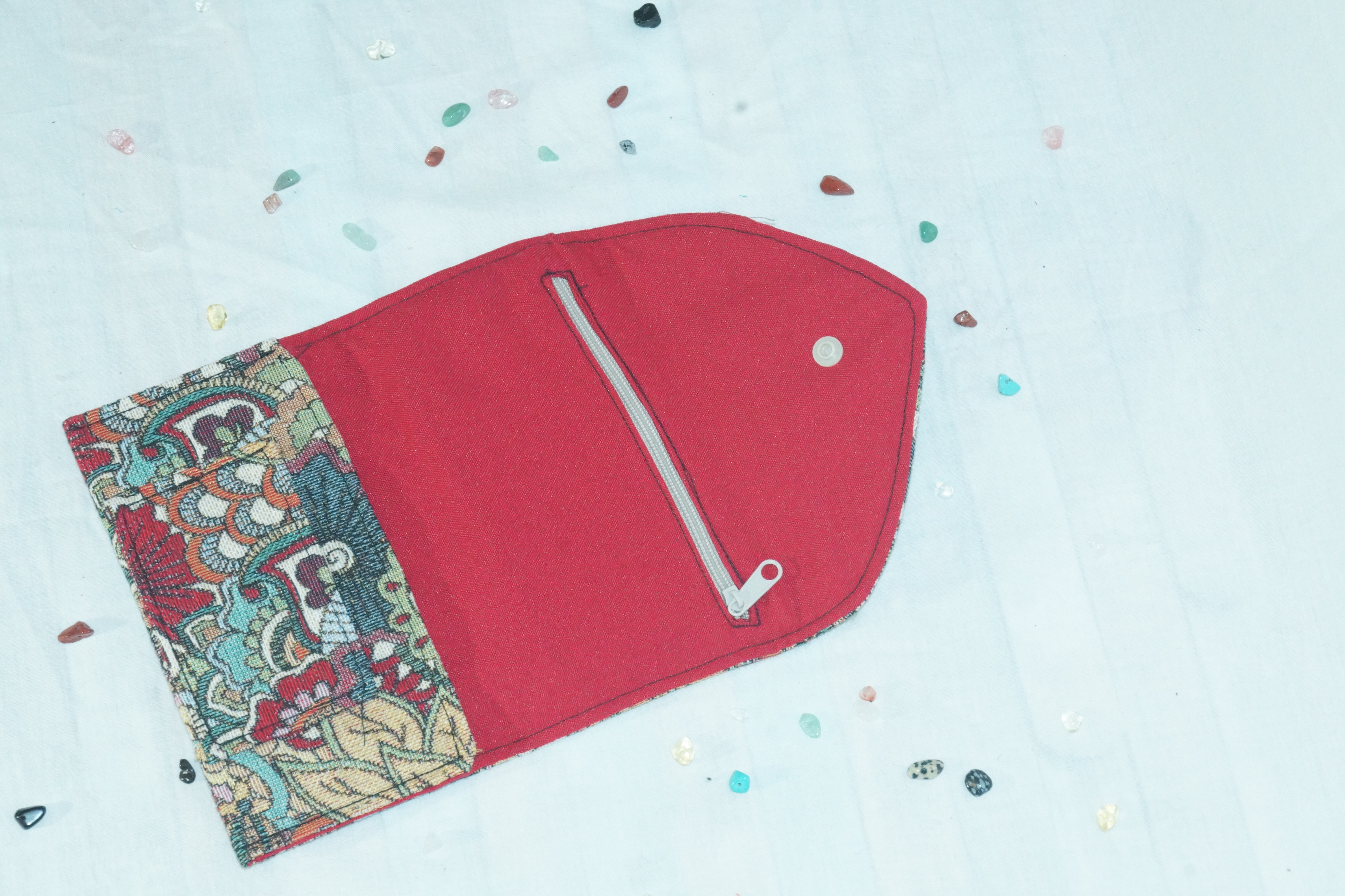 Blague à tabac à fleurs