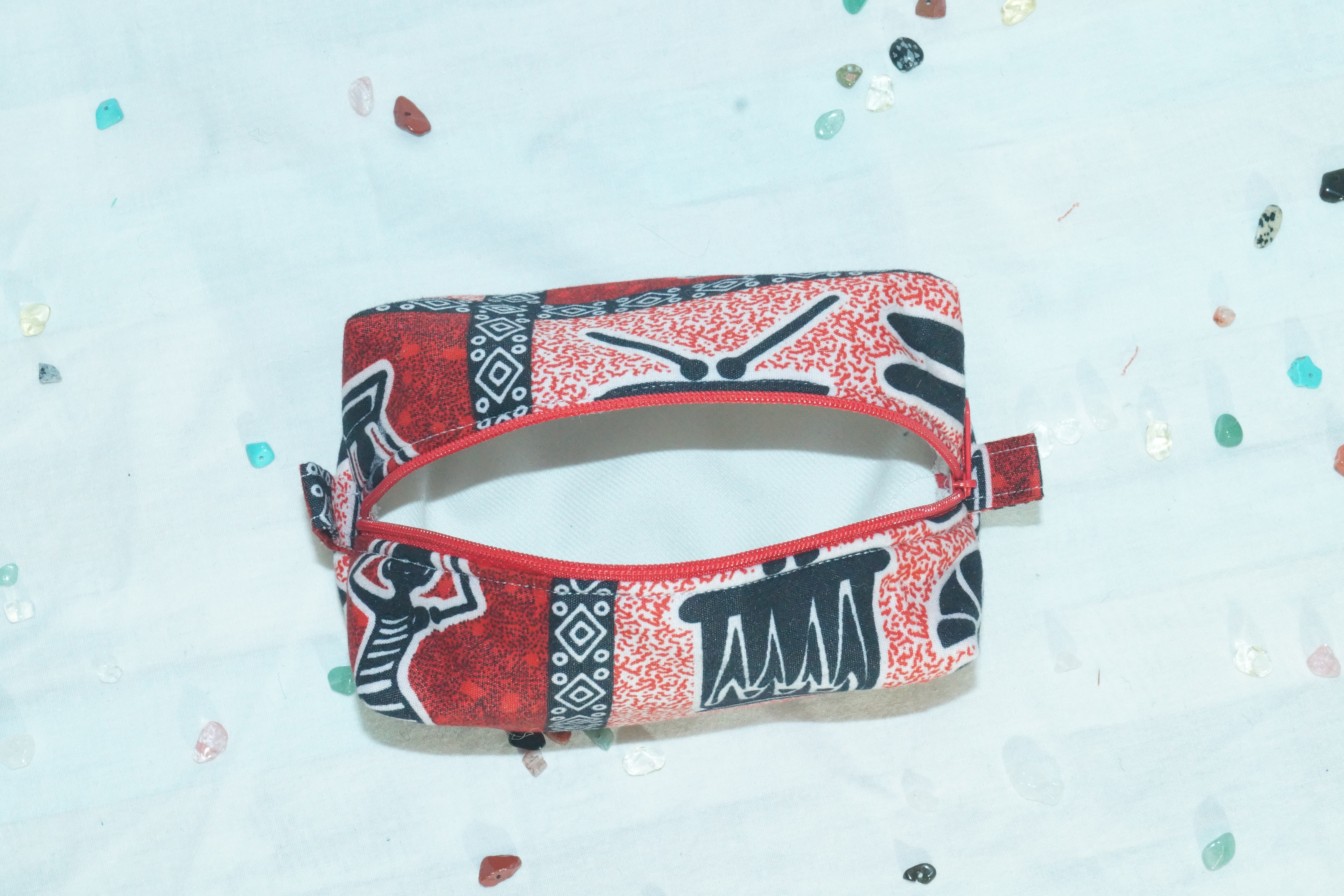 Trousse rouge et rose