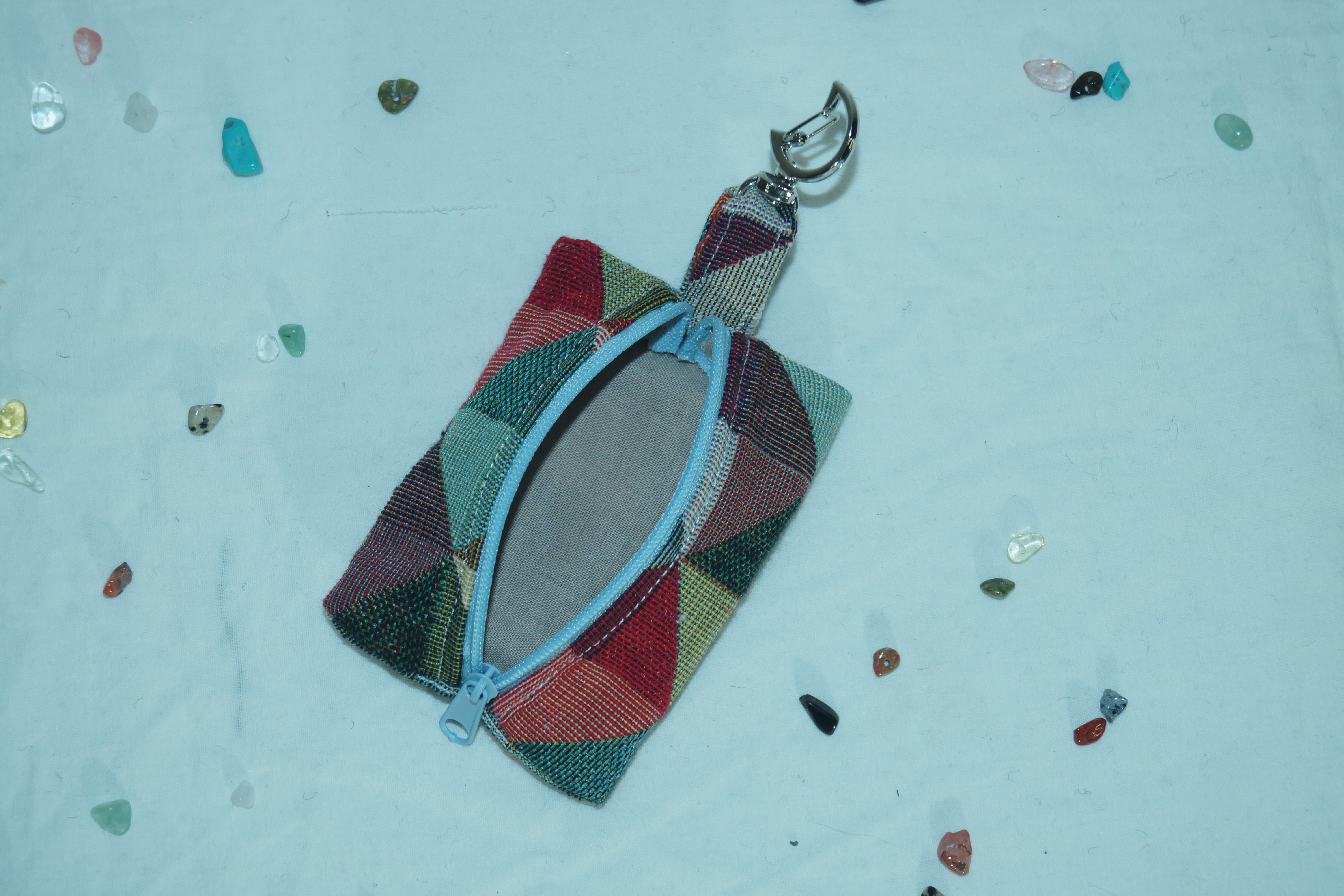 Pochette à mousqueton