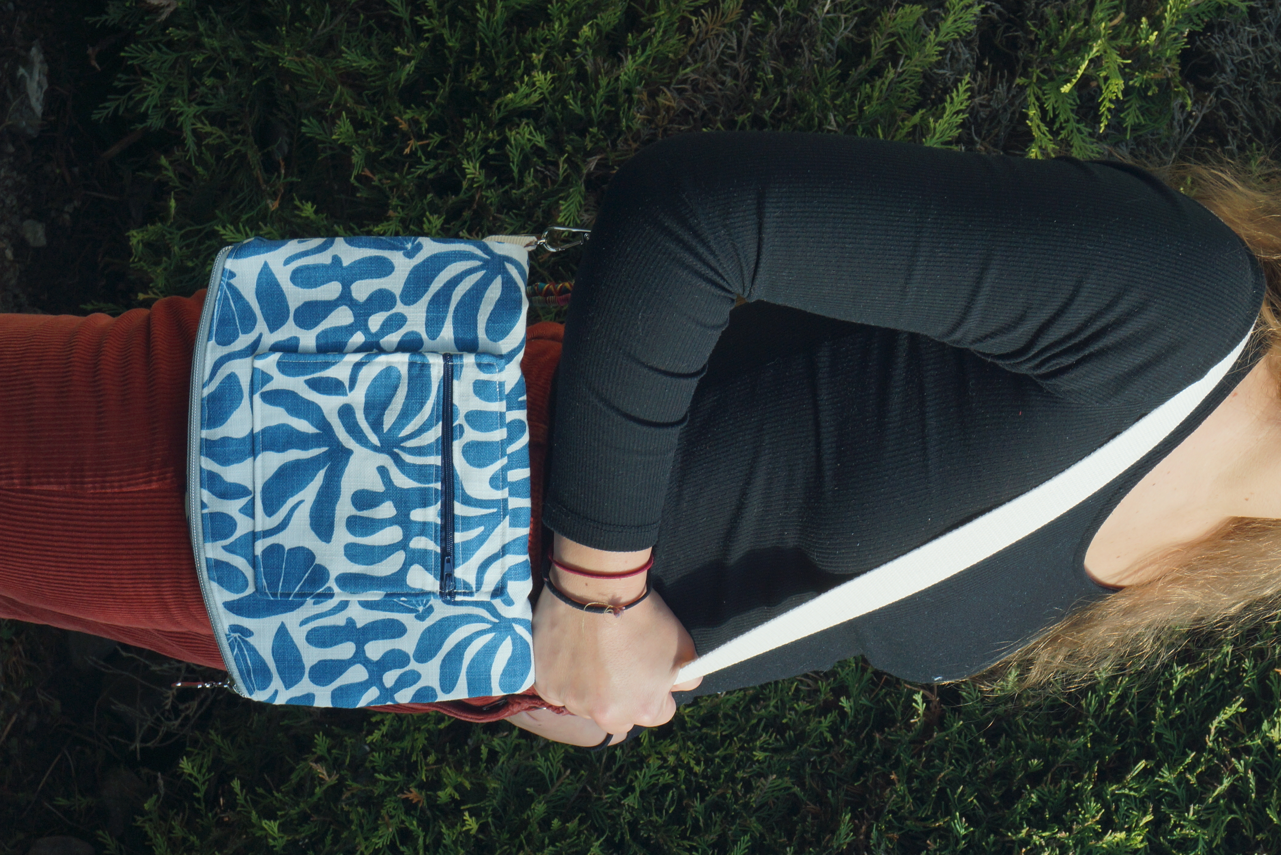 Sacoche réversible fougères bleues