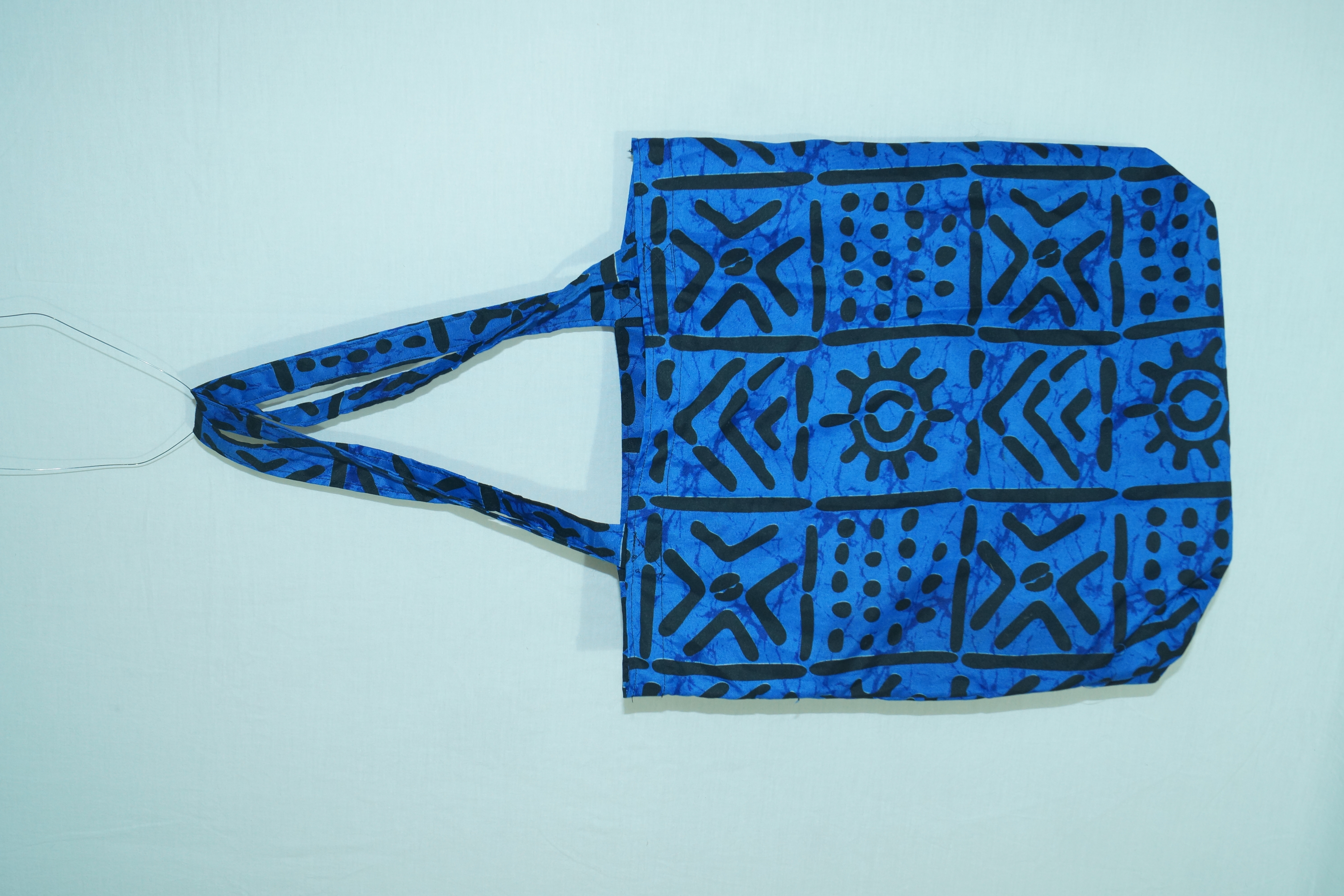 Tote bag bleu et noir