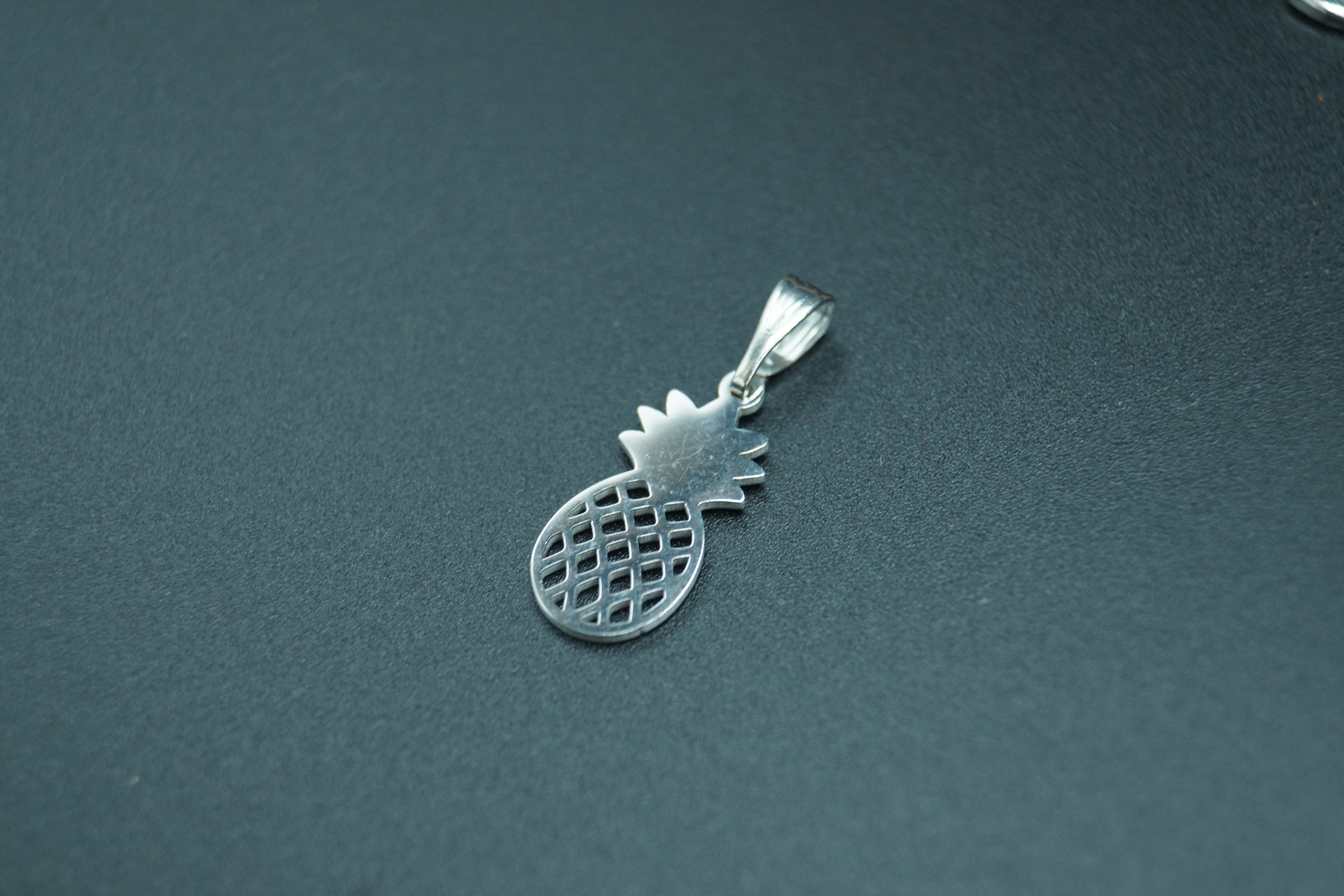 Pendentif ananas
