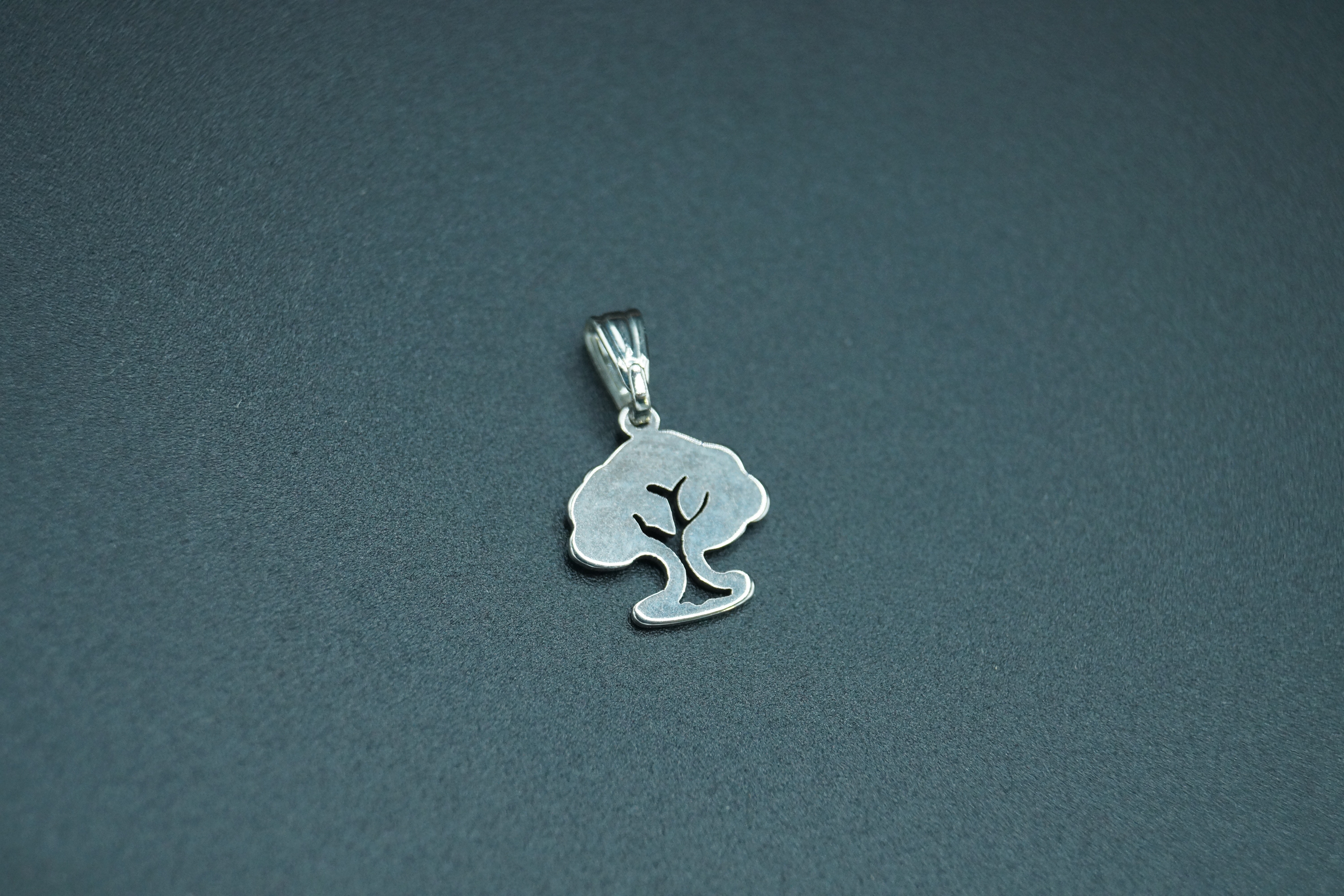 Pendentif arbre