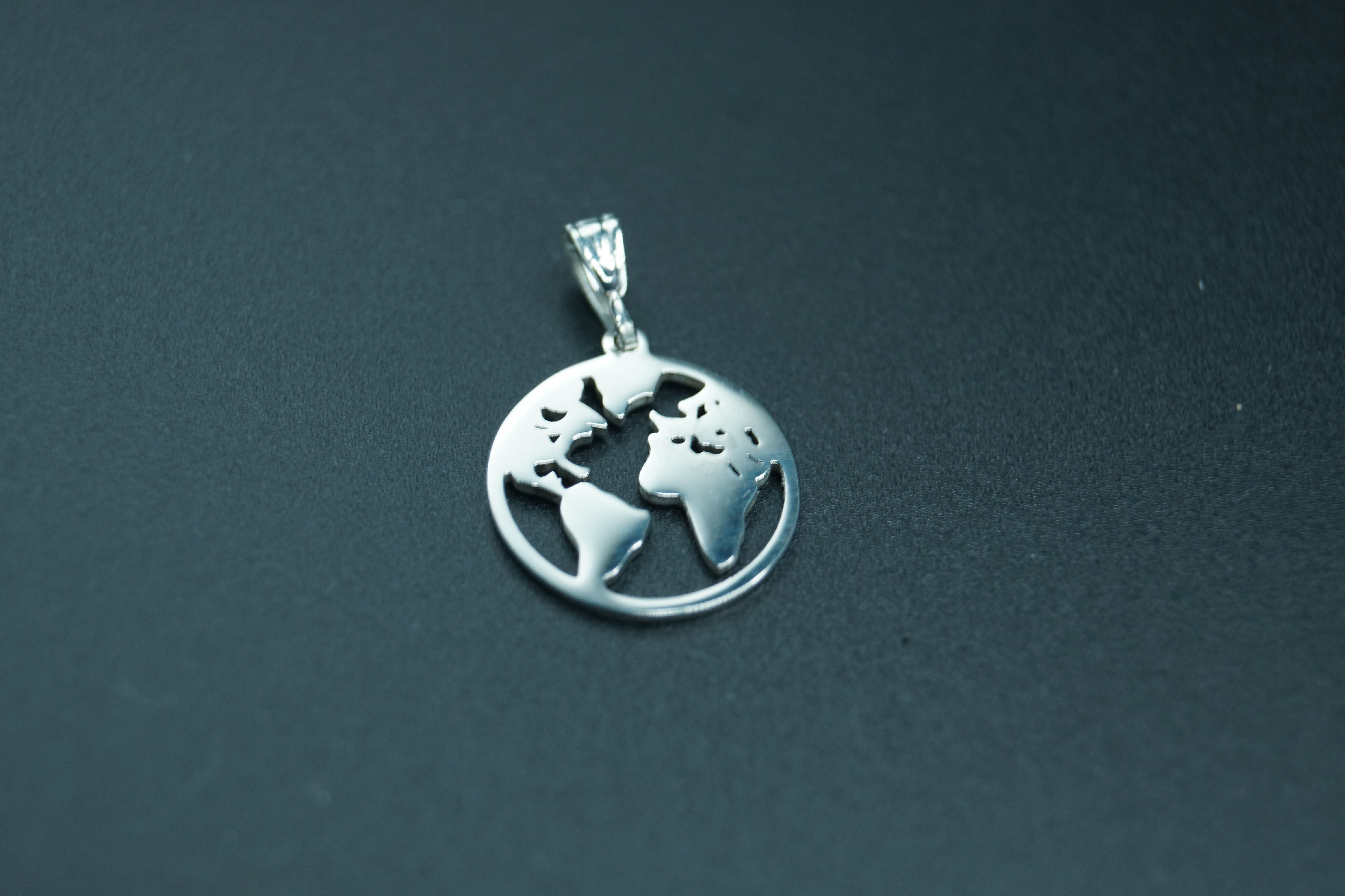 Pendentif planisphère