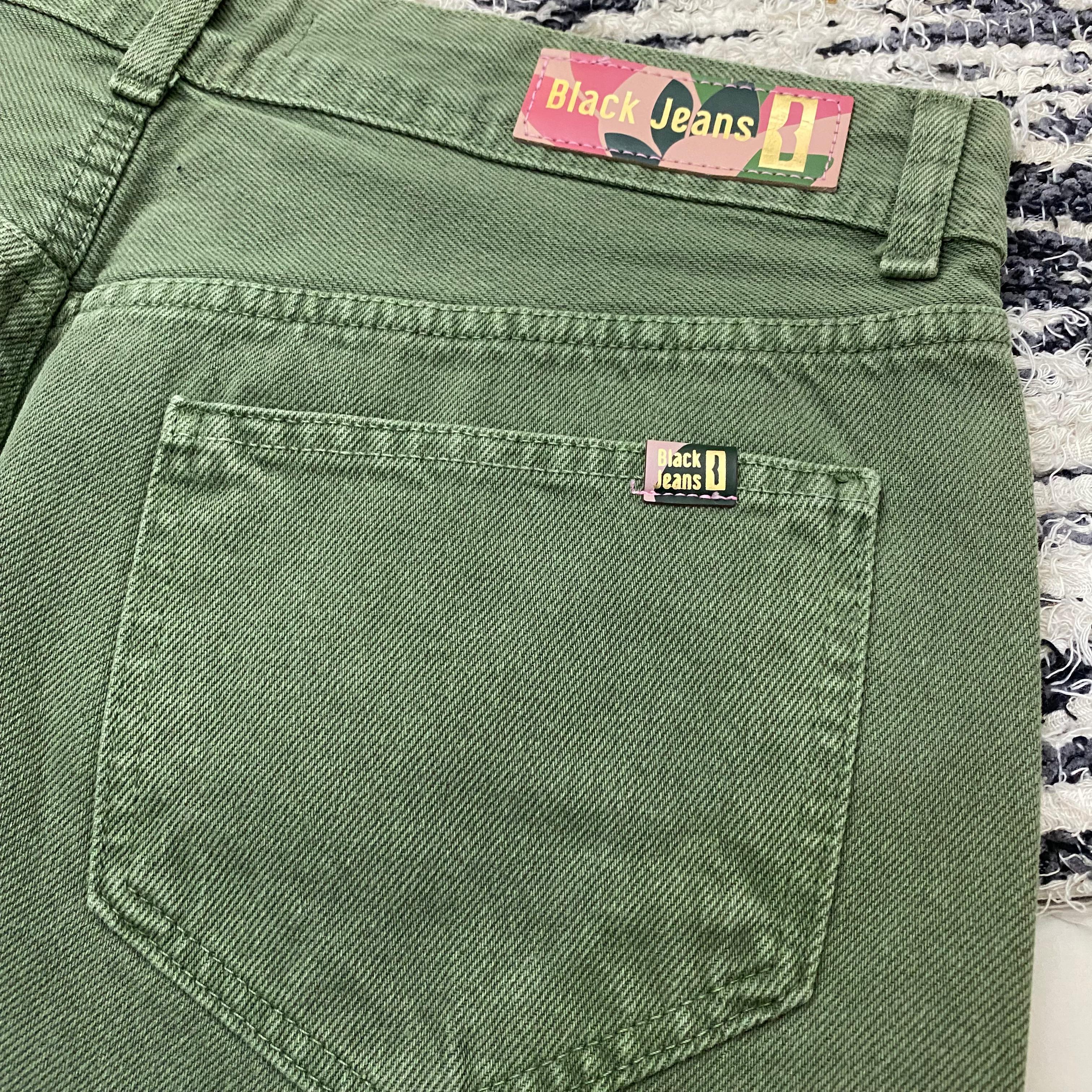 Saia Midi Jeans Verde musgo com Fenda Frontal Tamanho 42