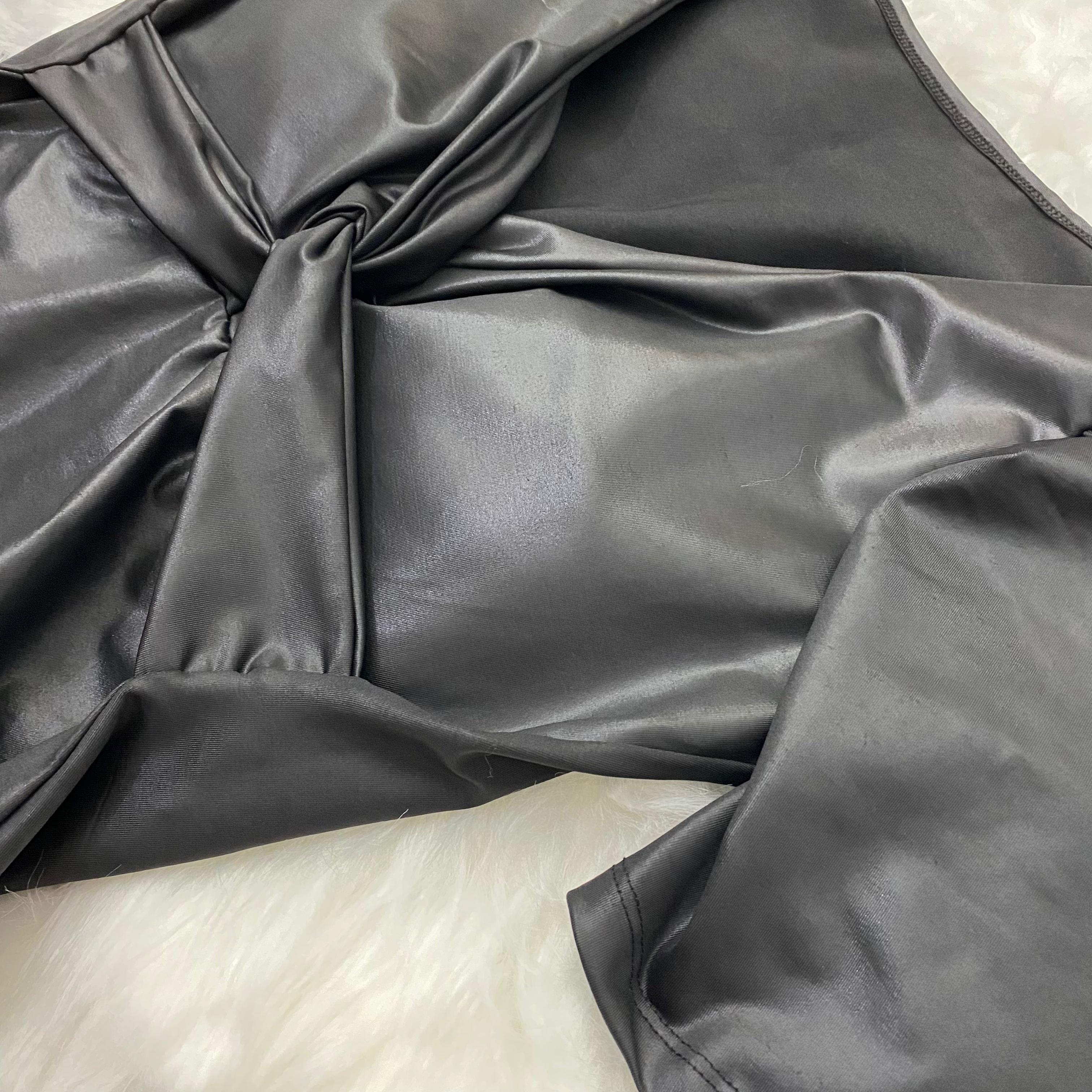 Vestido preto Tamanho G