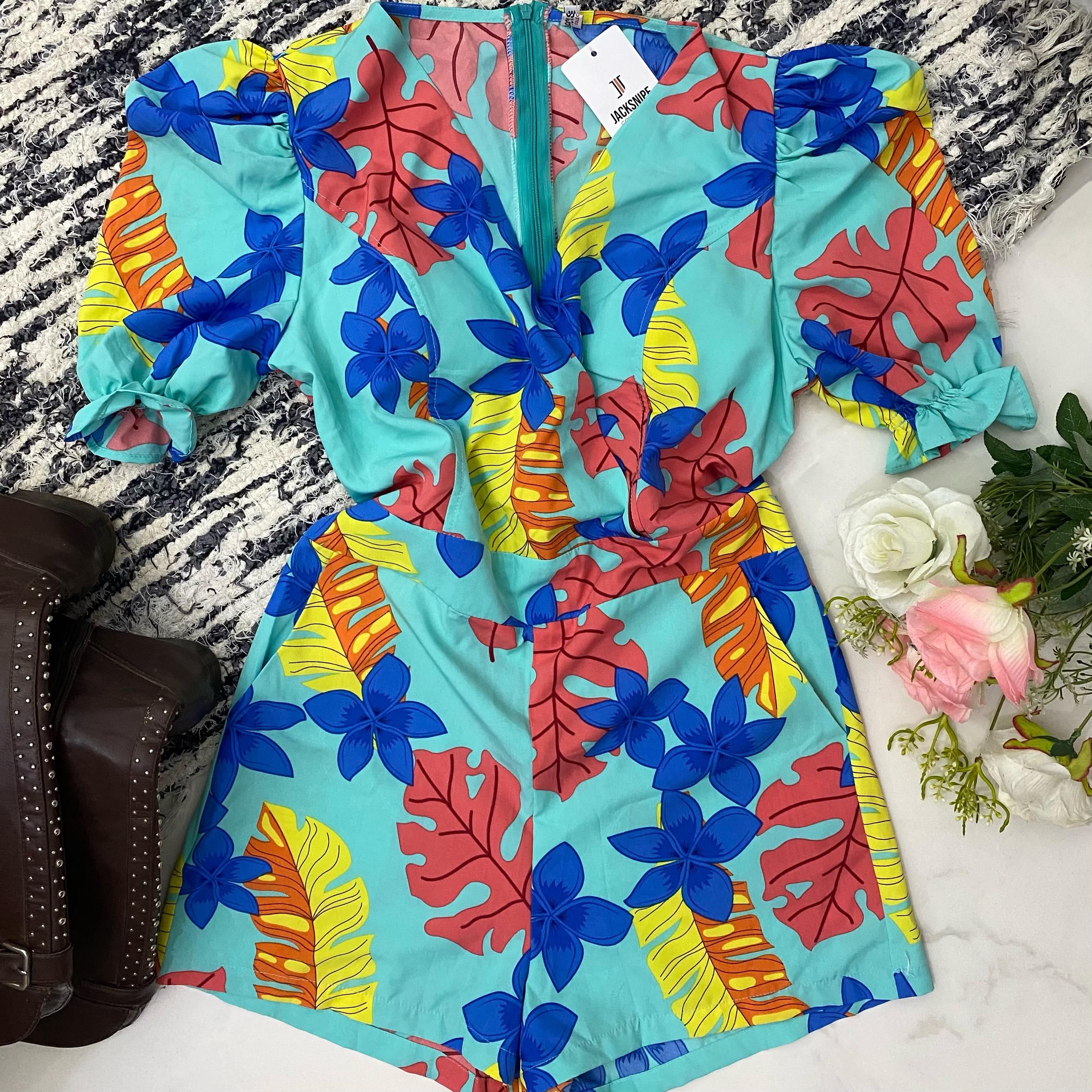 Macacão floral colorido Tamanho M