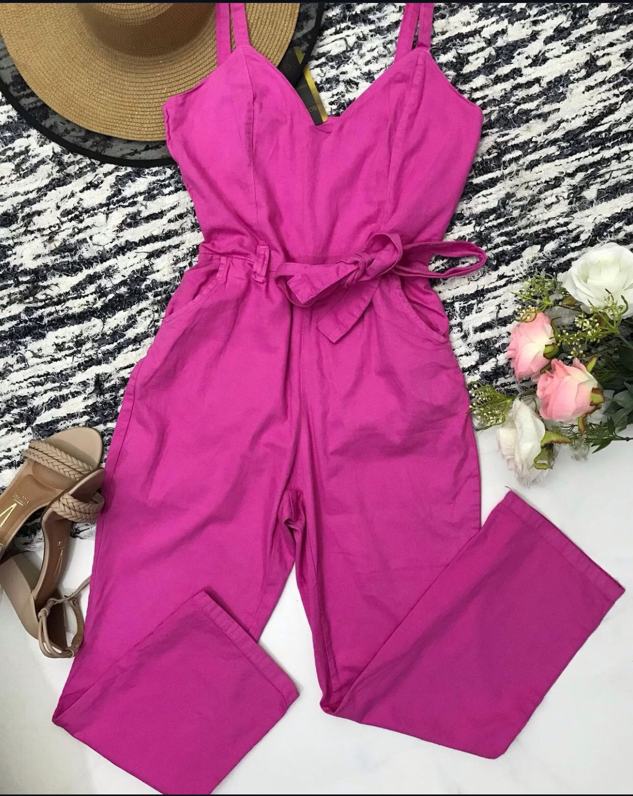 Macacão Rosa Tamanho G *Forma pequena