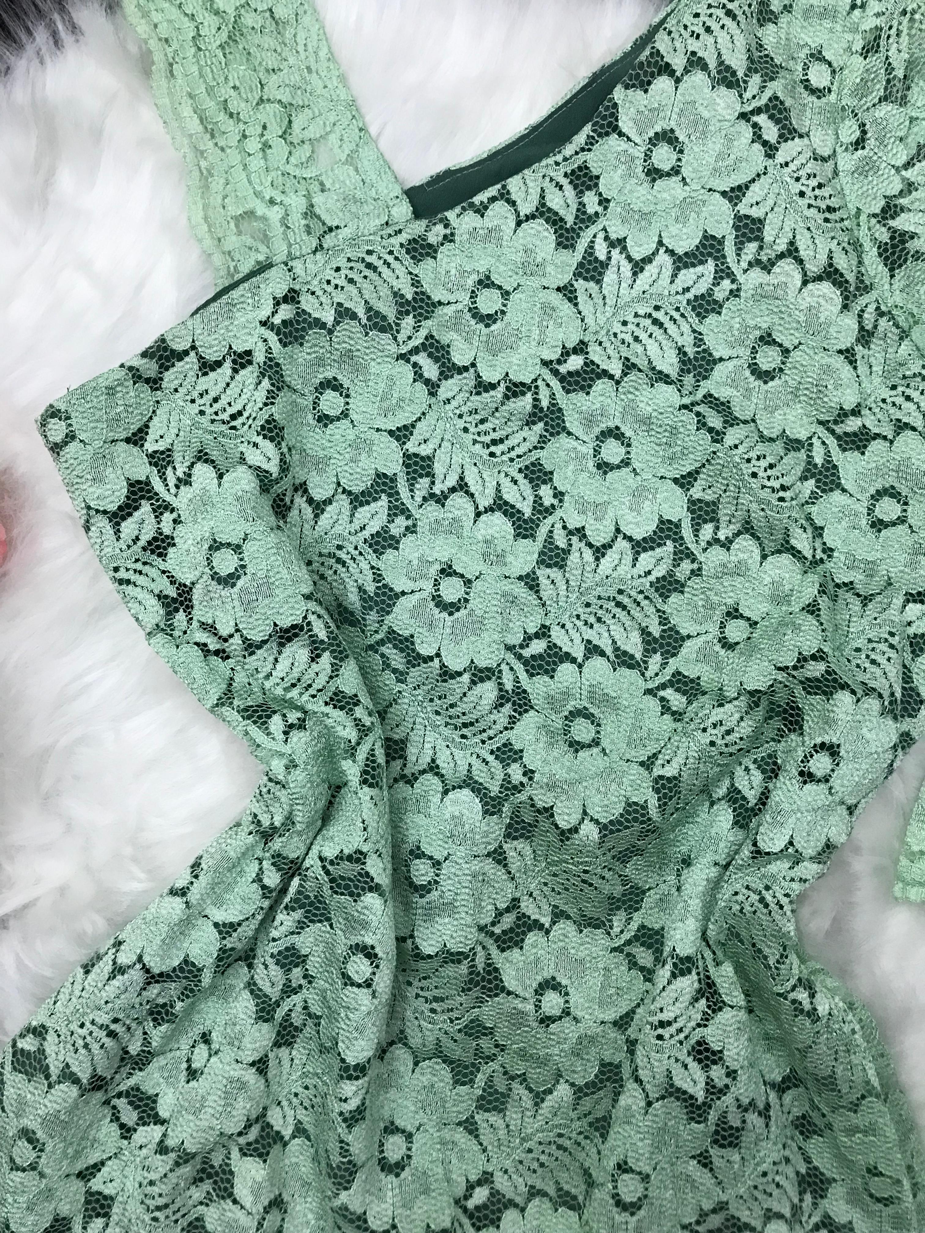 Vestido de Festa com Renda Verde Tamanho G