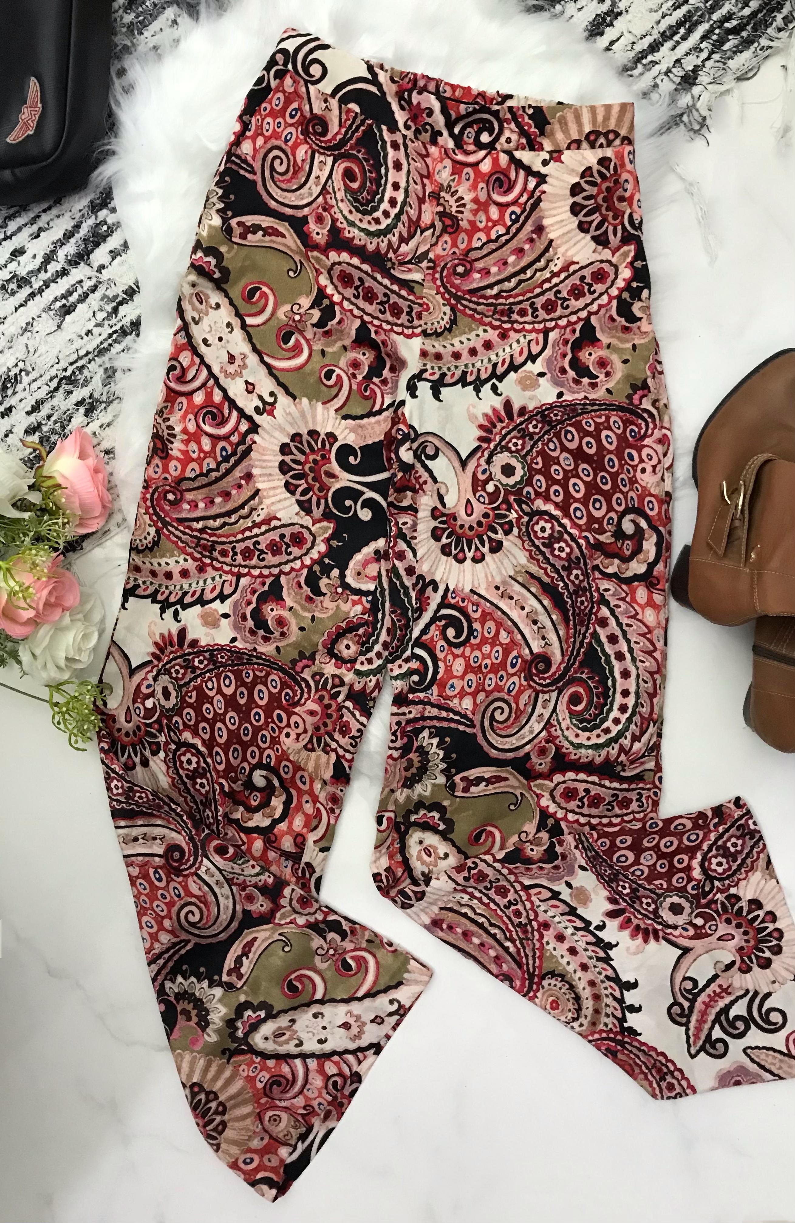 Calça ZARA Estampada Tamanho P