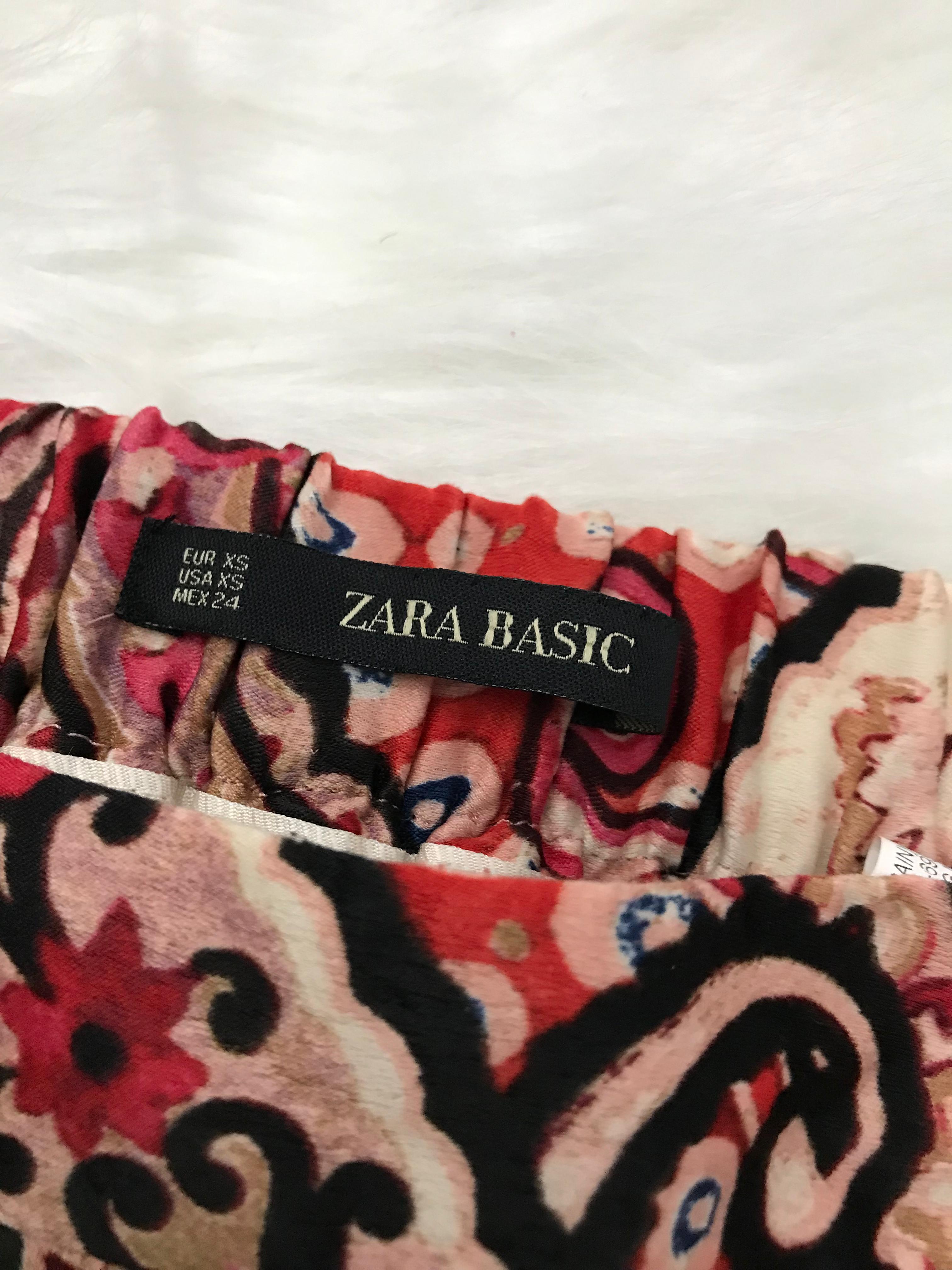 Calça ZARA Estampada Tamanho P