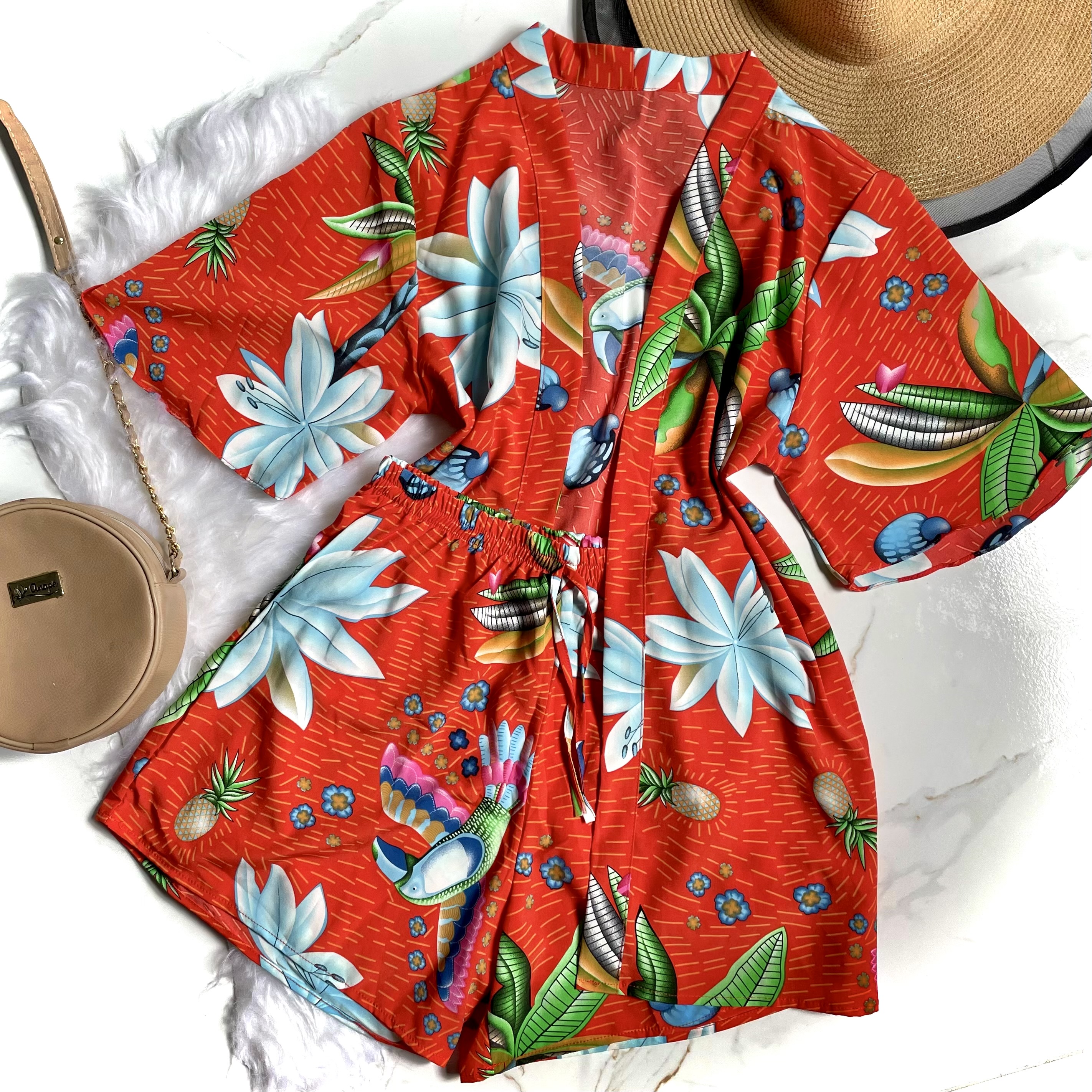 Conjunto floral de verão