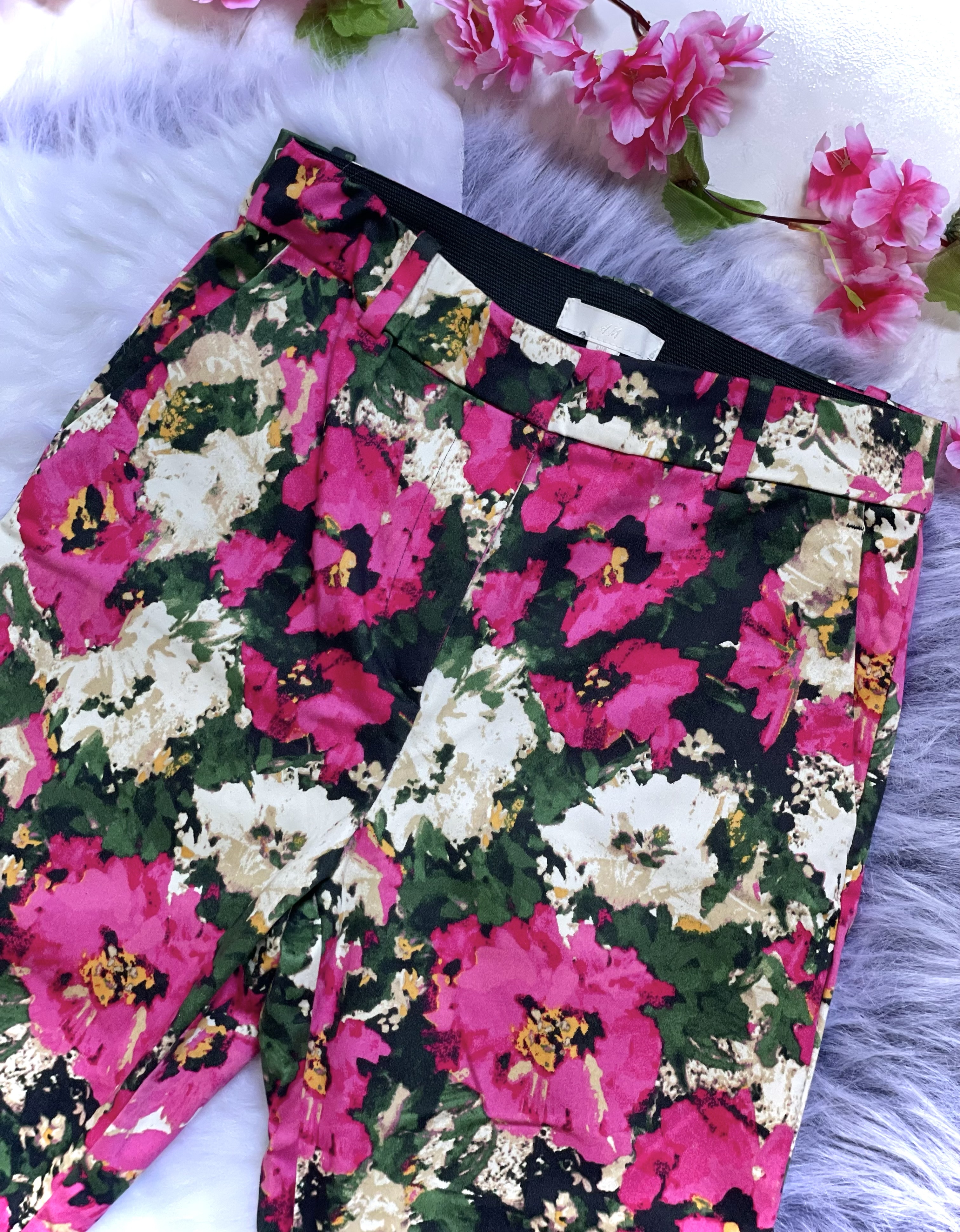 Calça floral colorida