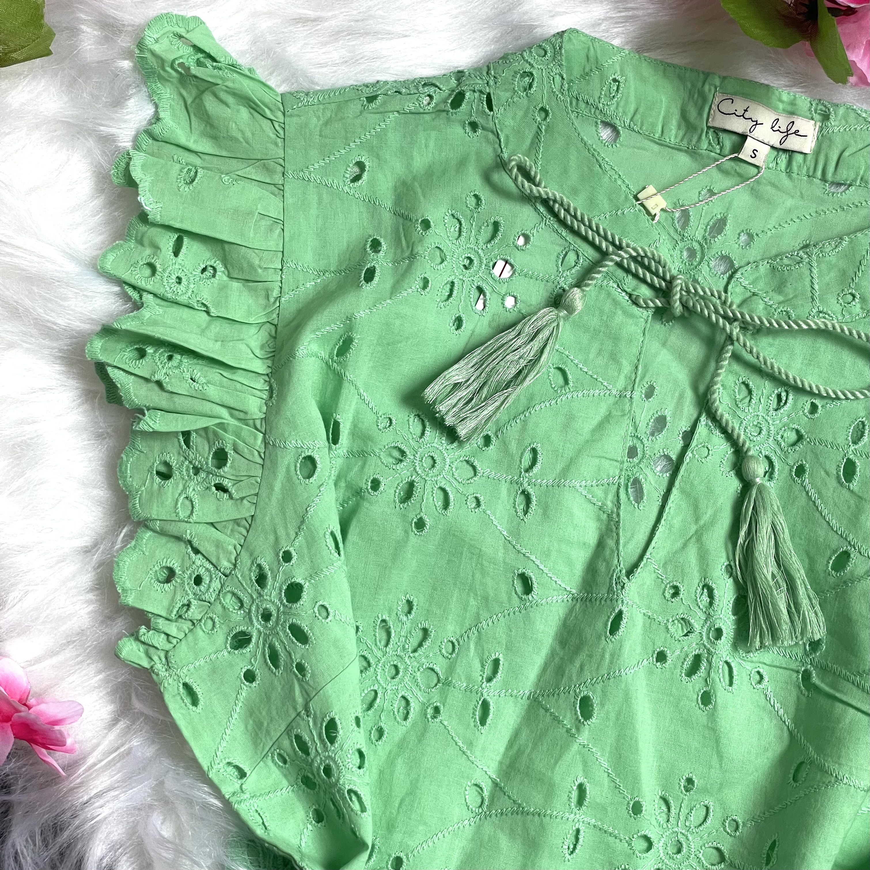 Blusa de Laise com Babados