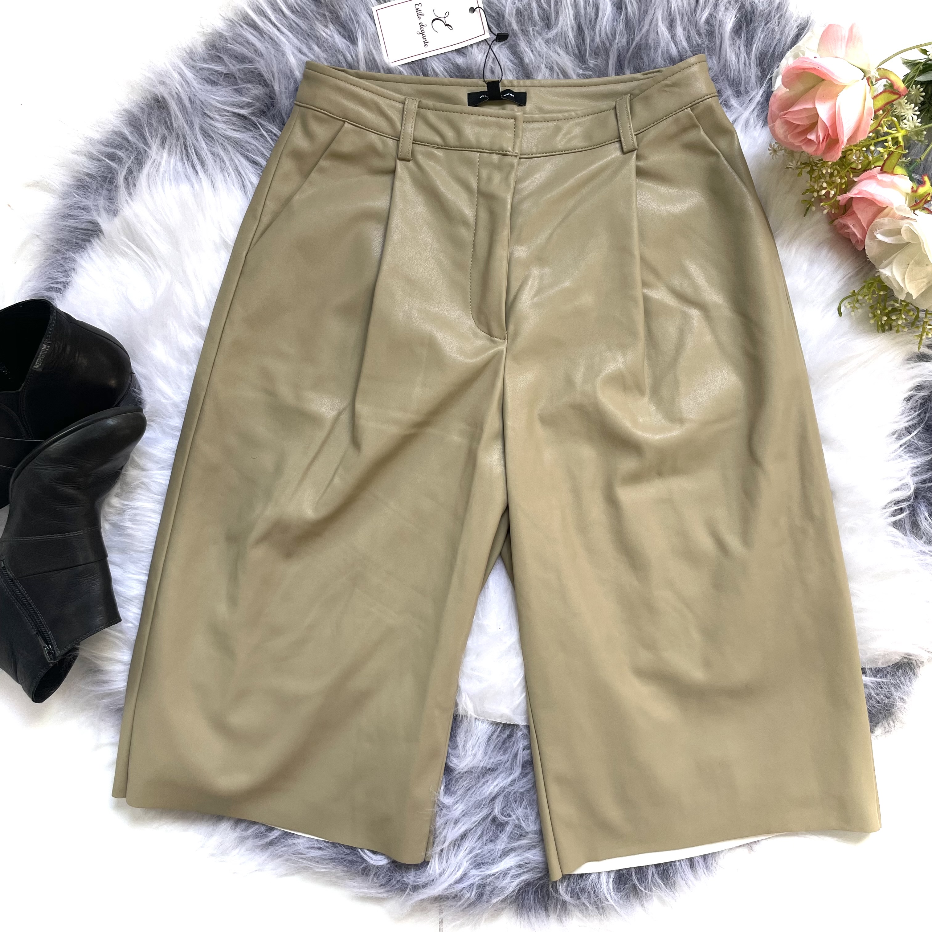 Bermuda - Material Sintético 