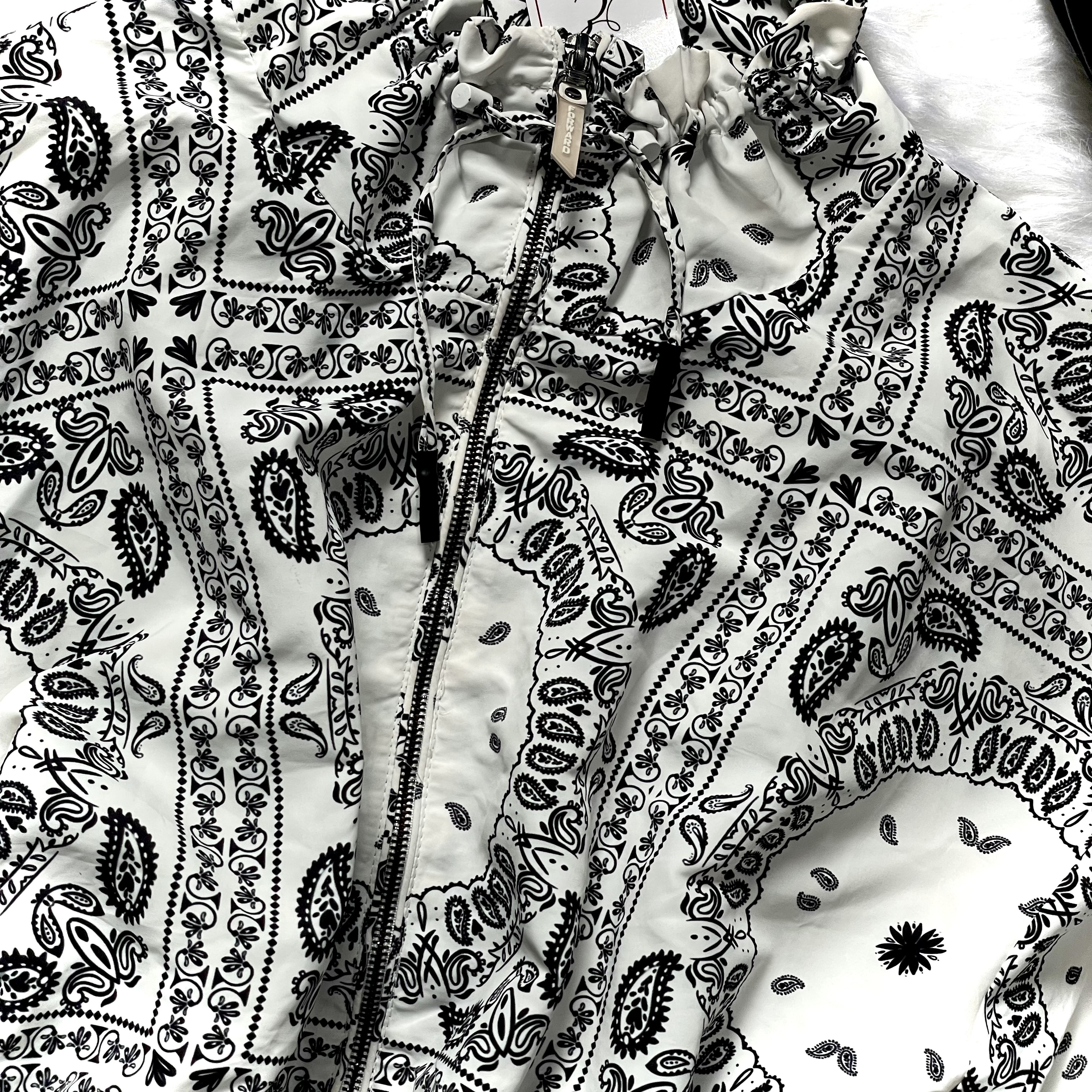 Jaqueta Estampa Paisley