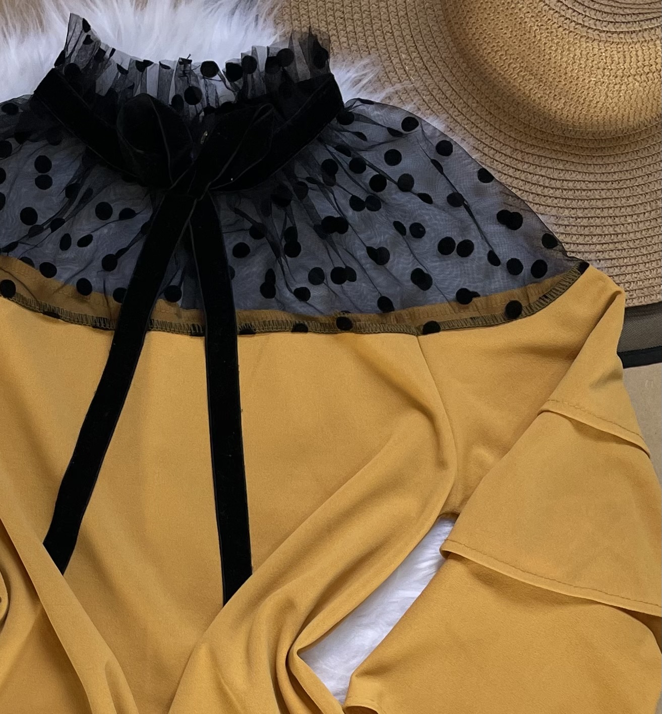 Vestido elegante amarelo mostarda