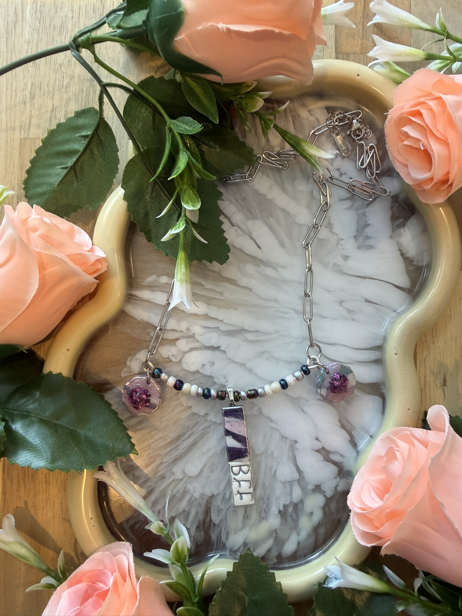 Marbleized Beaded Necklace