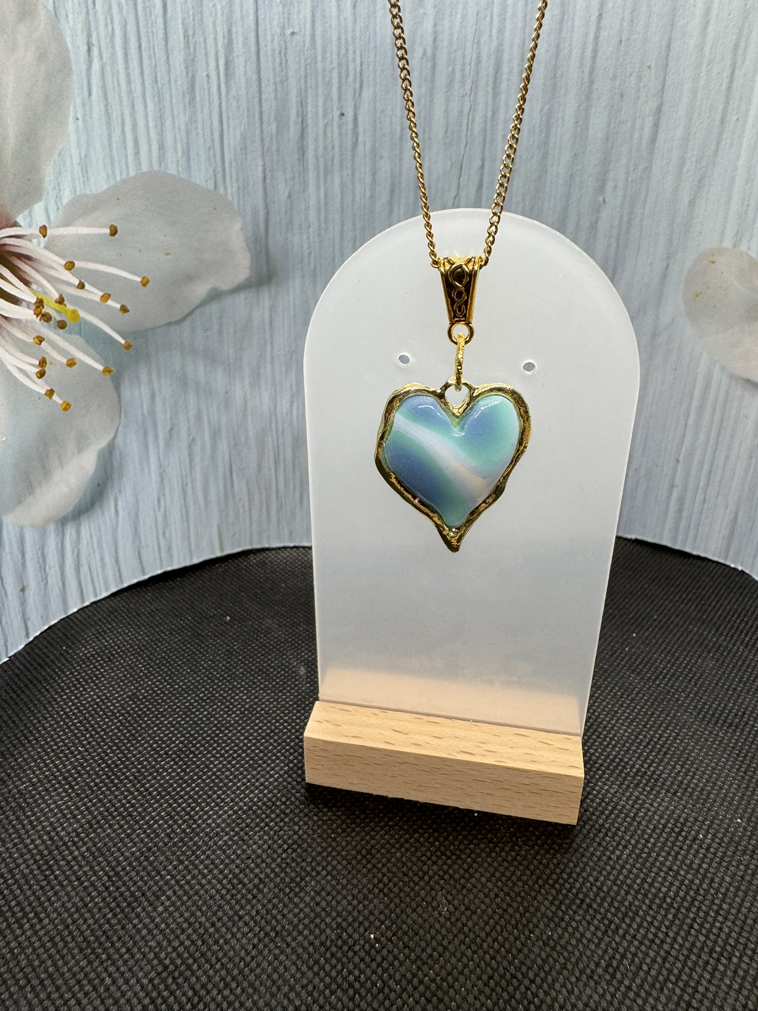Heart-shaped Faux Stone Pendant