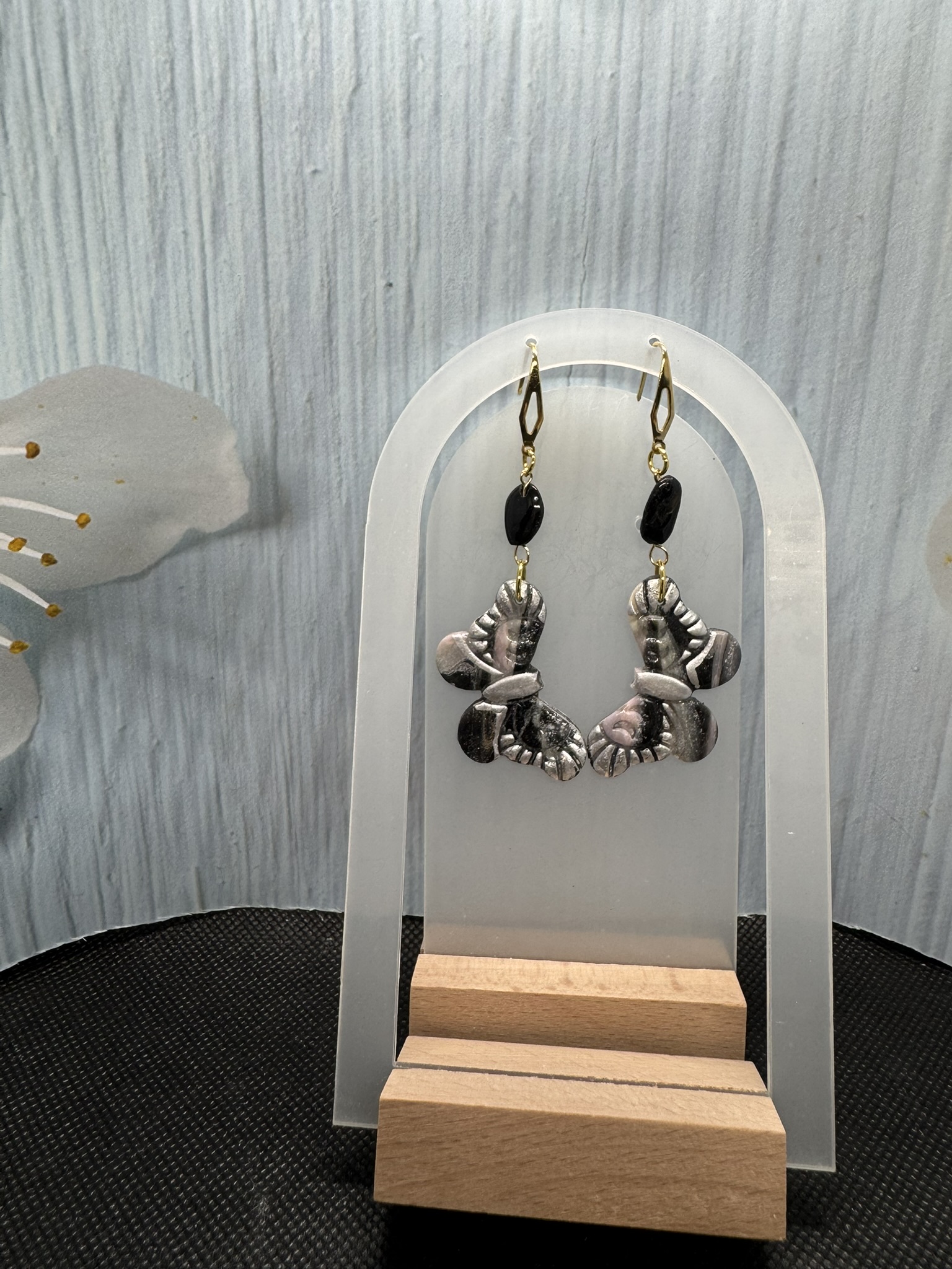 Butterfly drop dangles