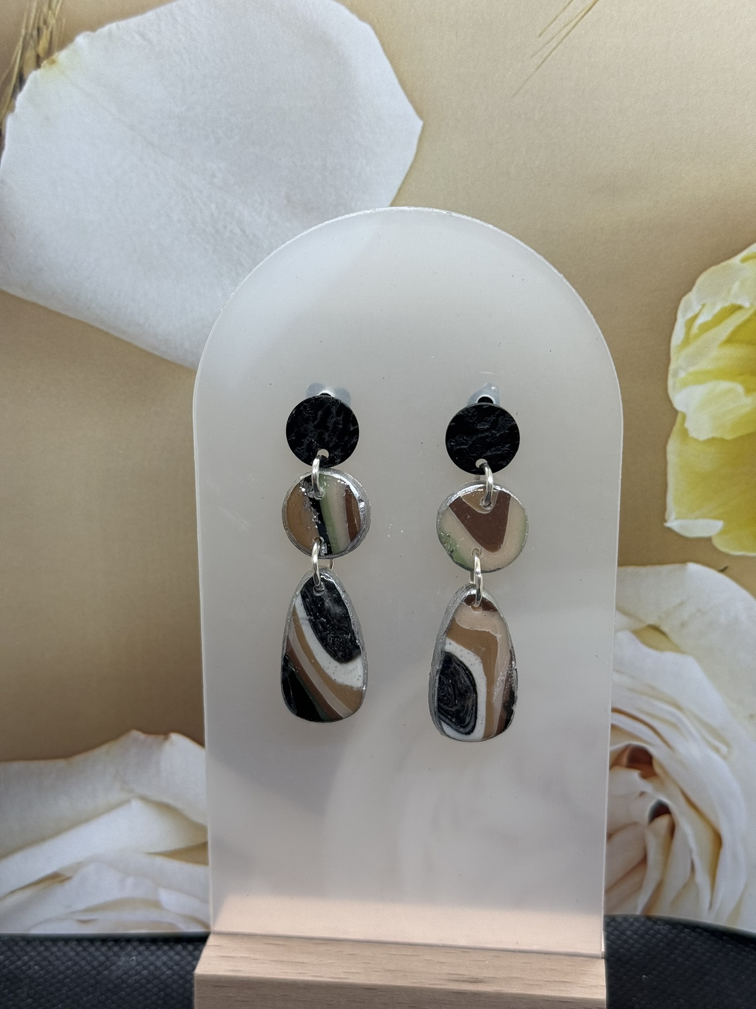 Simple teardrop Dangle Earrings