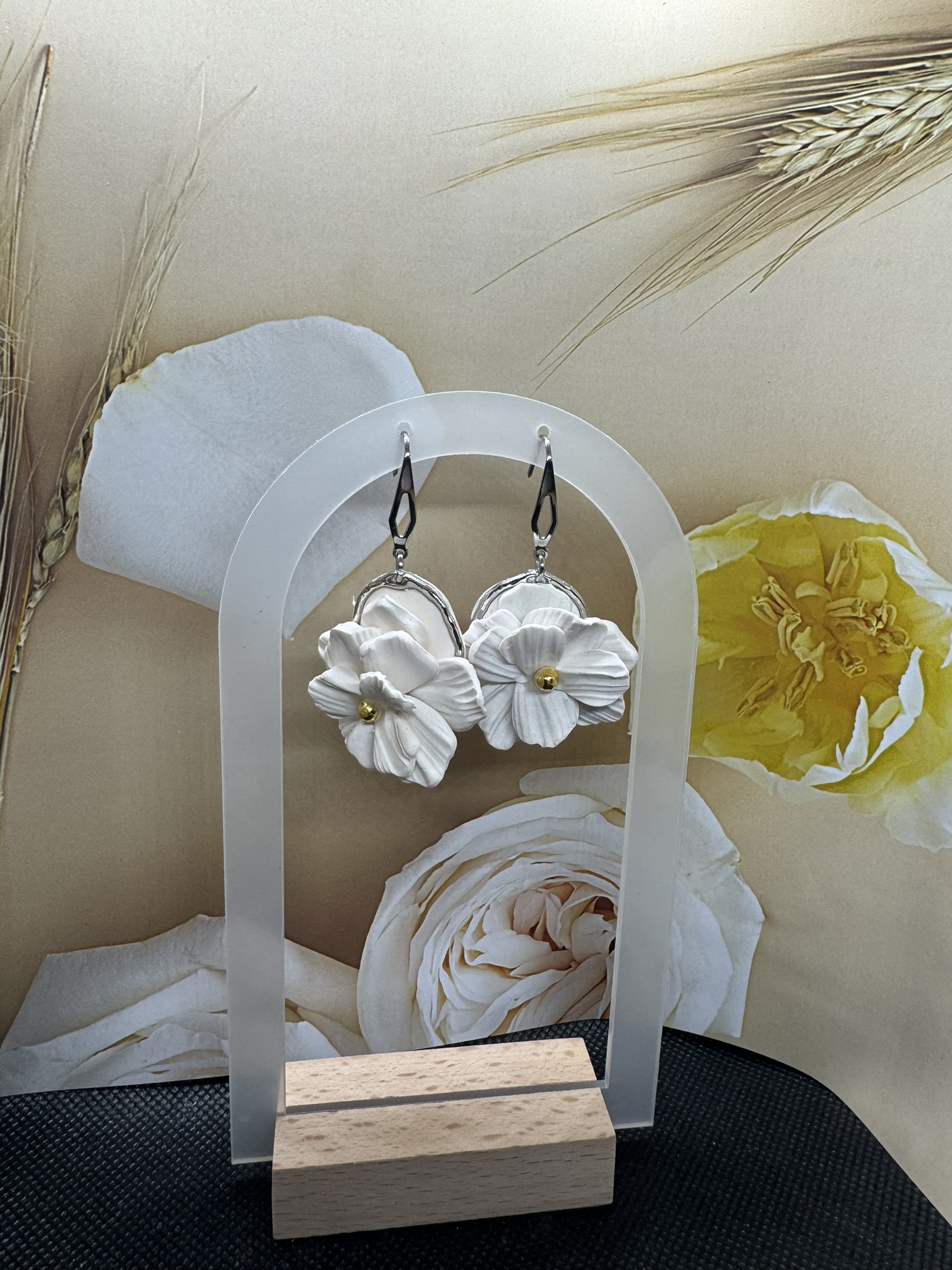 Clay Floral Earrings 