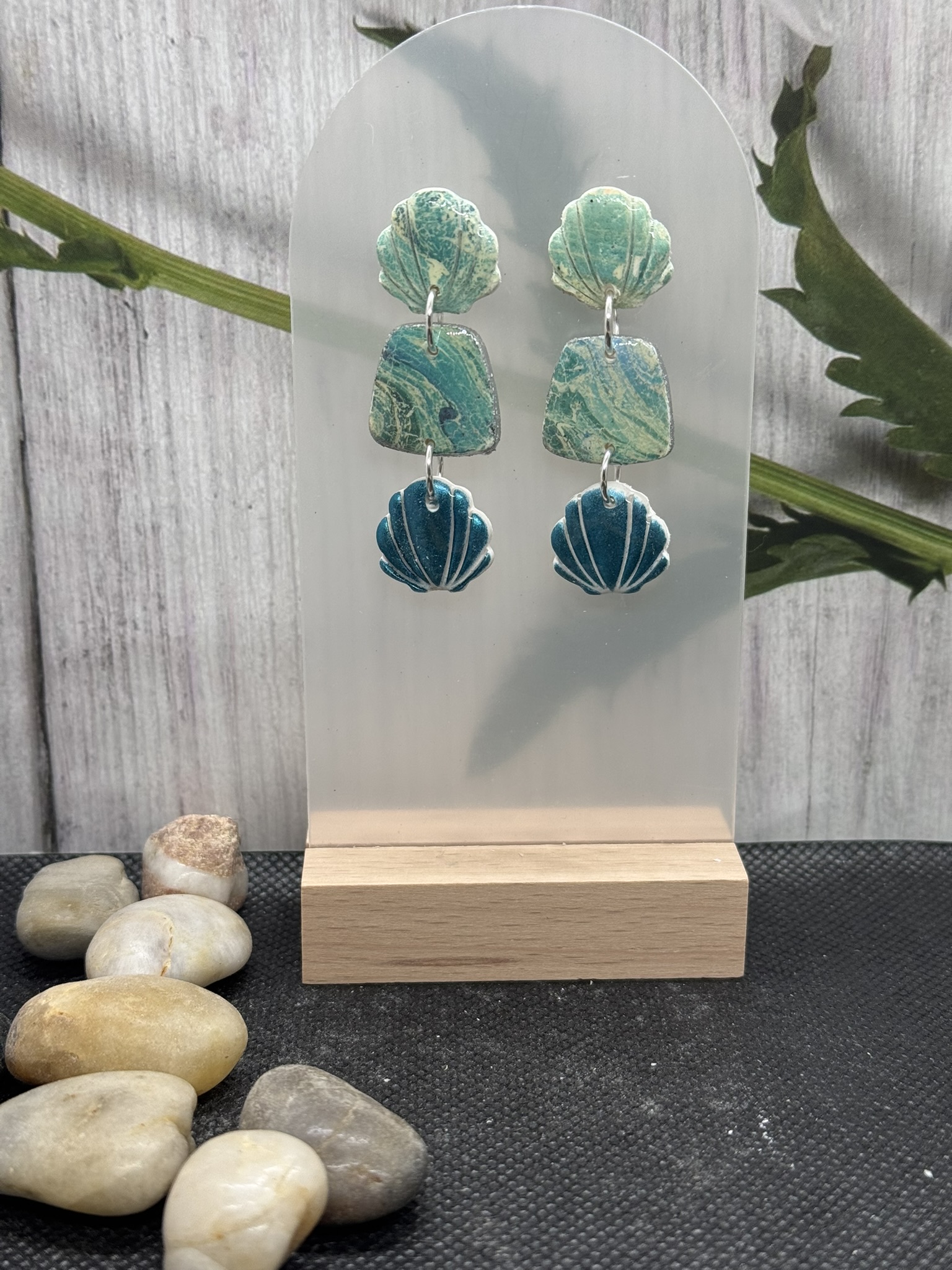 Shell Dangle Earrings
