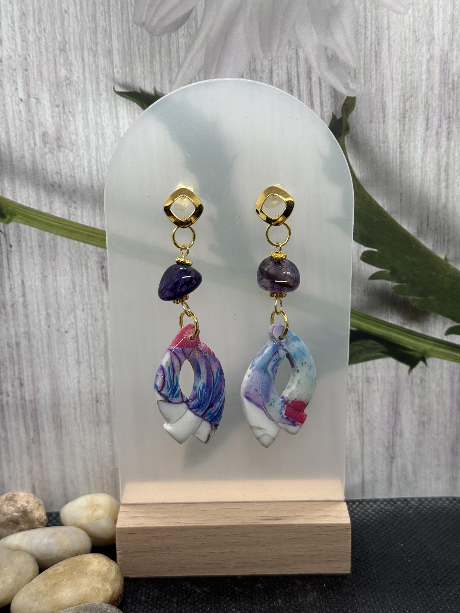 Ribbon Design and Gemstone bead dangle earrings