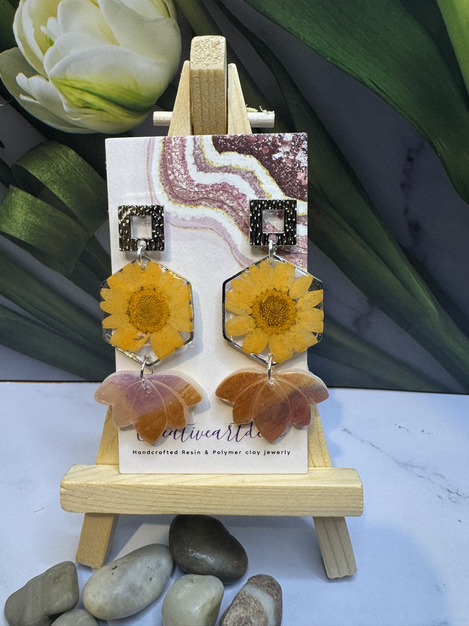 Floral Clay and Resin Daisy Drops