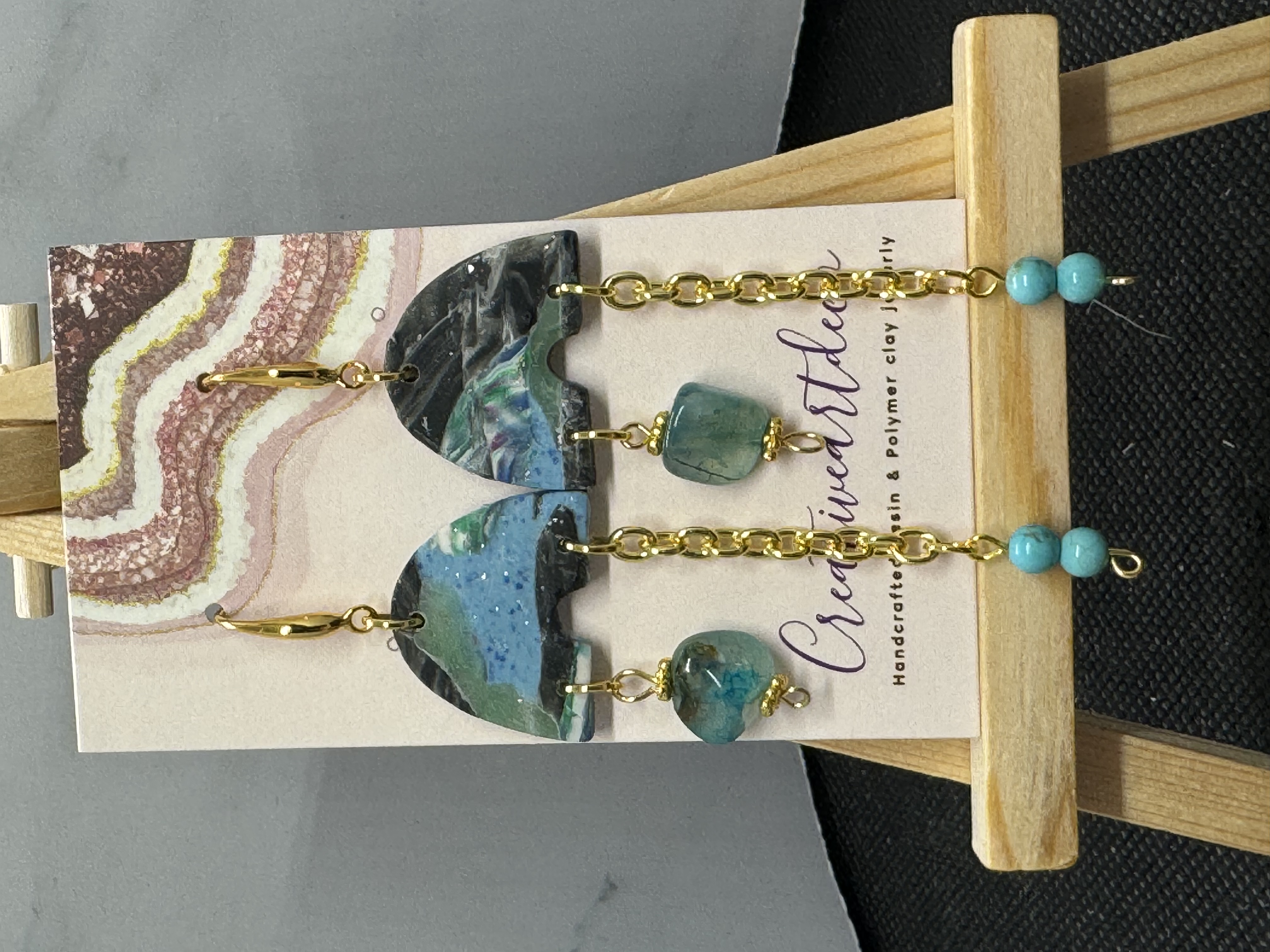 Contemporary Gemstone chain Dangles