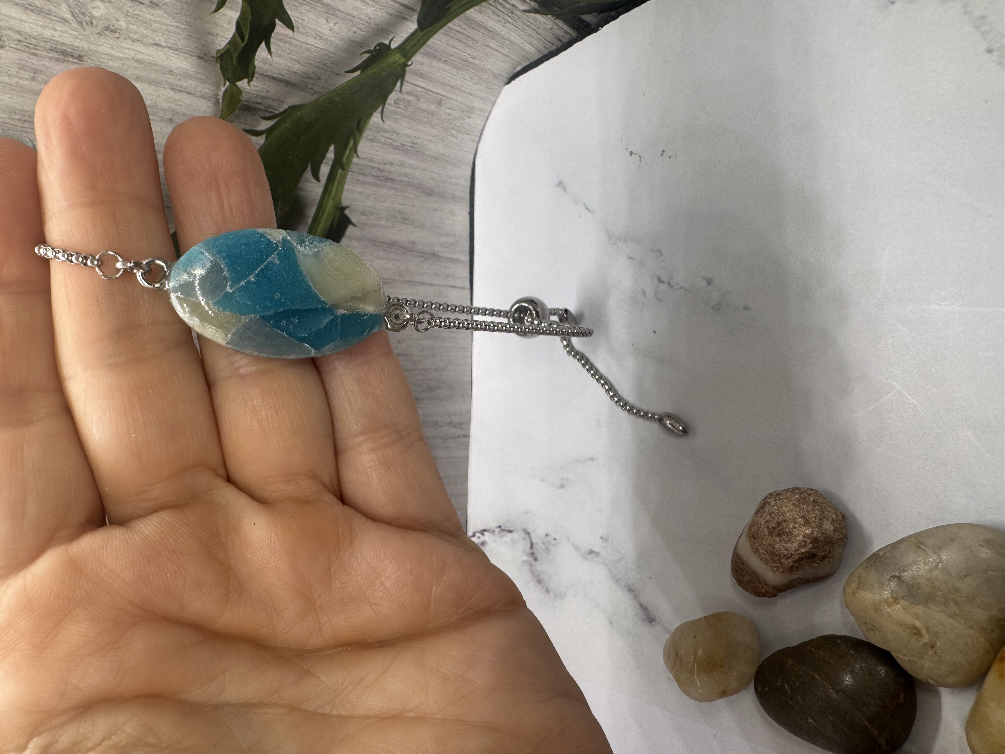 Elegant Ocean Blue Faux Clay Stone Bracelet