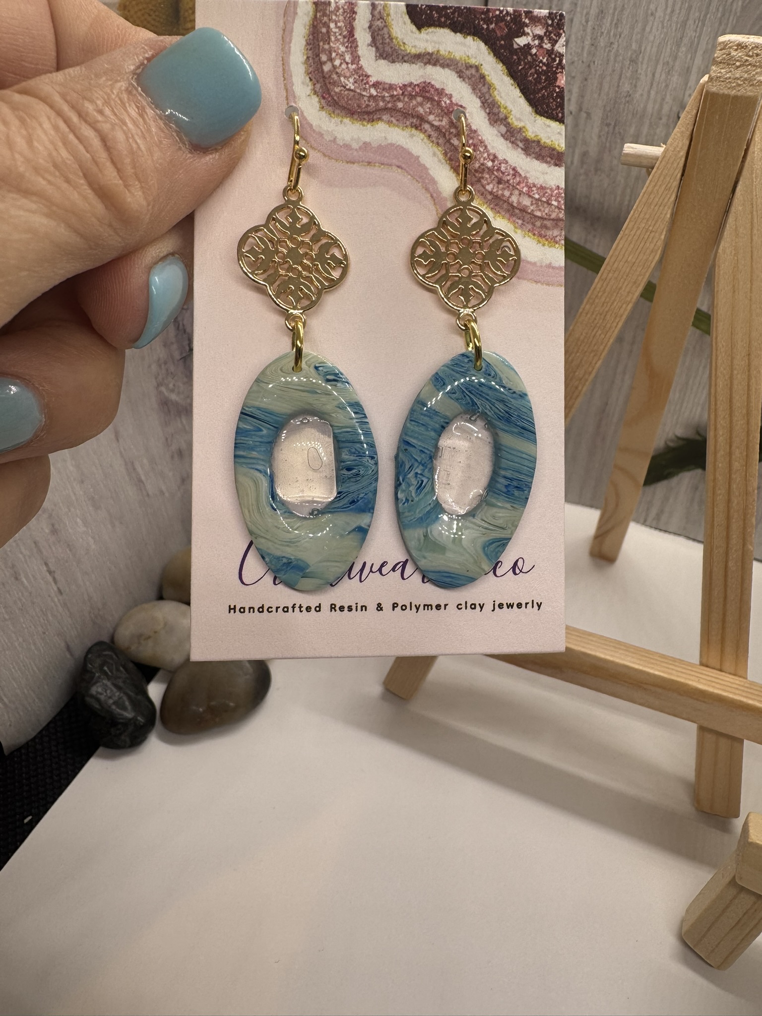 Faux Oval Blue Scheelite with Genuine Moonstone (2 styles)