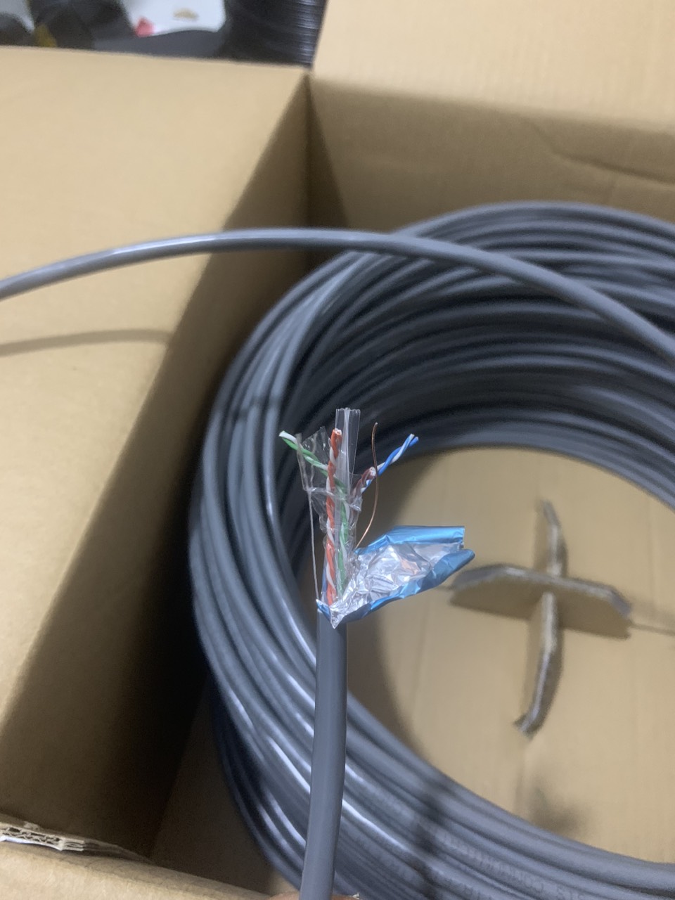 CUỘN 305M CÁP MẠNG CAT6 FTP CHỐNG NHIỄU STS