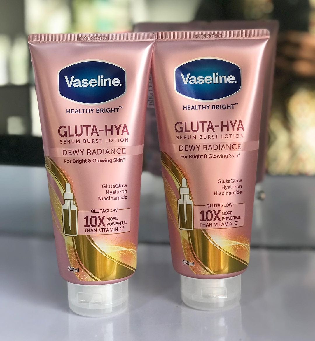 Vaseline Gluta-Hya Dewy Radiance(Pink)