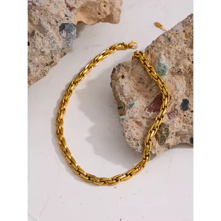 Colar Correntes Chunky - Dourado