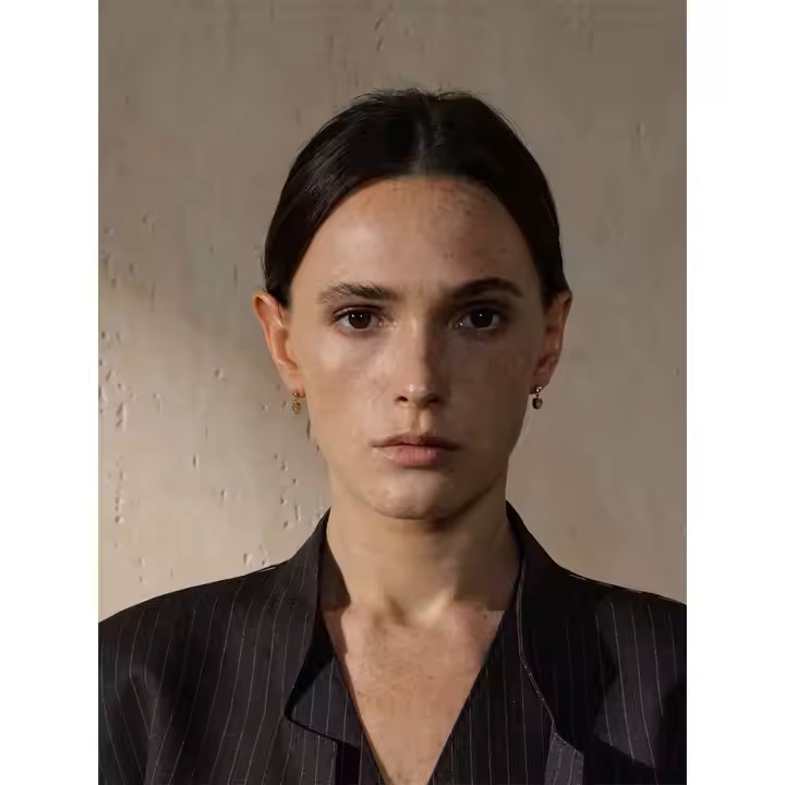 Brincos Coração Zirconia - Dourado