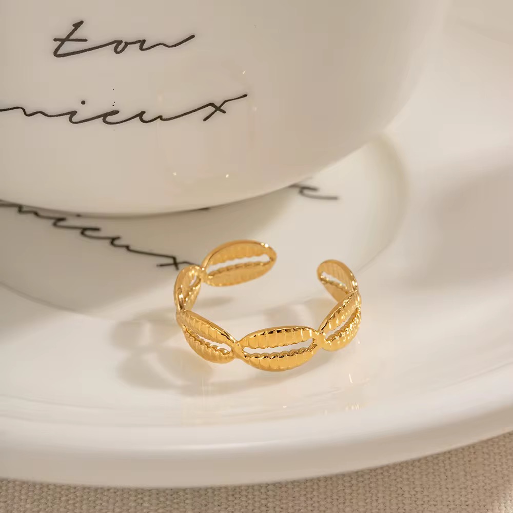 Anel Búzios - Dourado