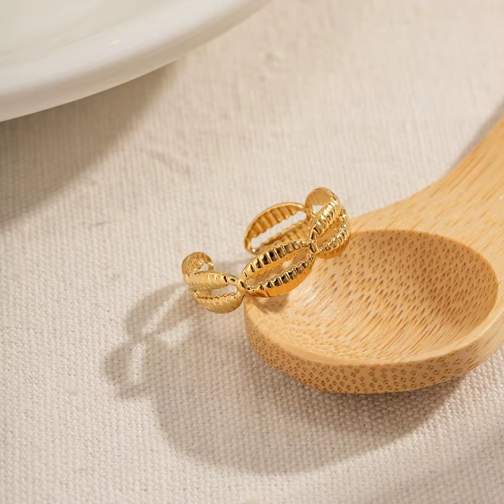 Anel Búzios - Dourado