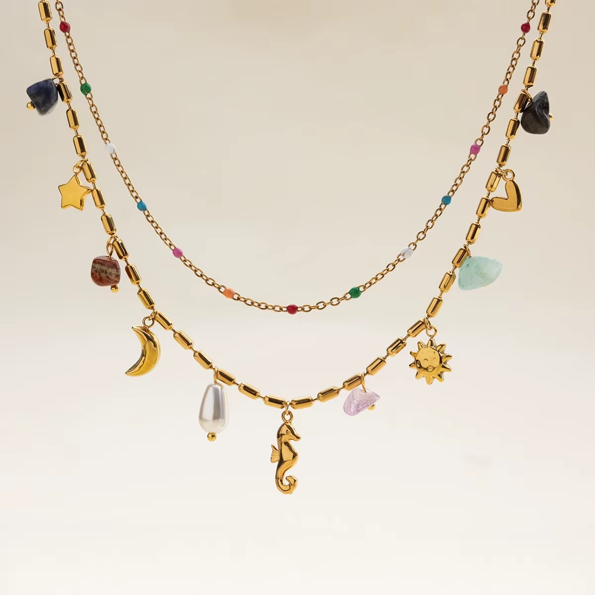 Colar  Fun corrente dupla, multiplos pingentes - Dourado