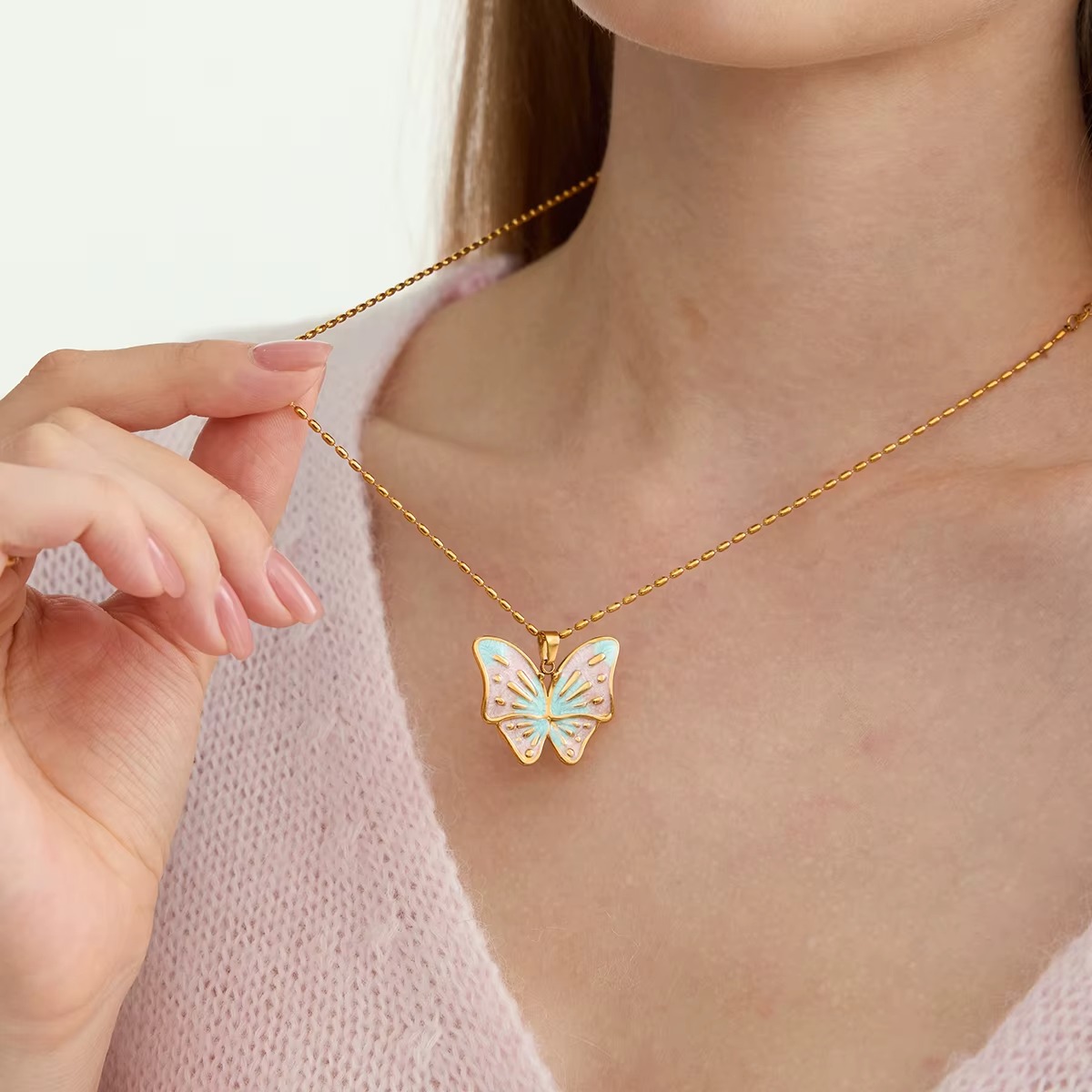 Colar Pingente Borboleta esmaltado