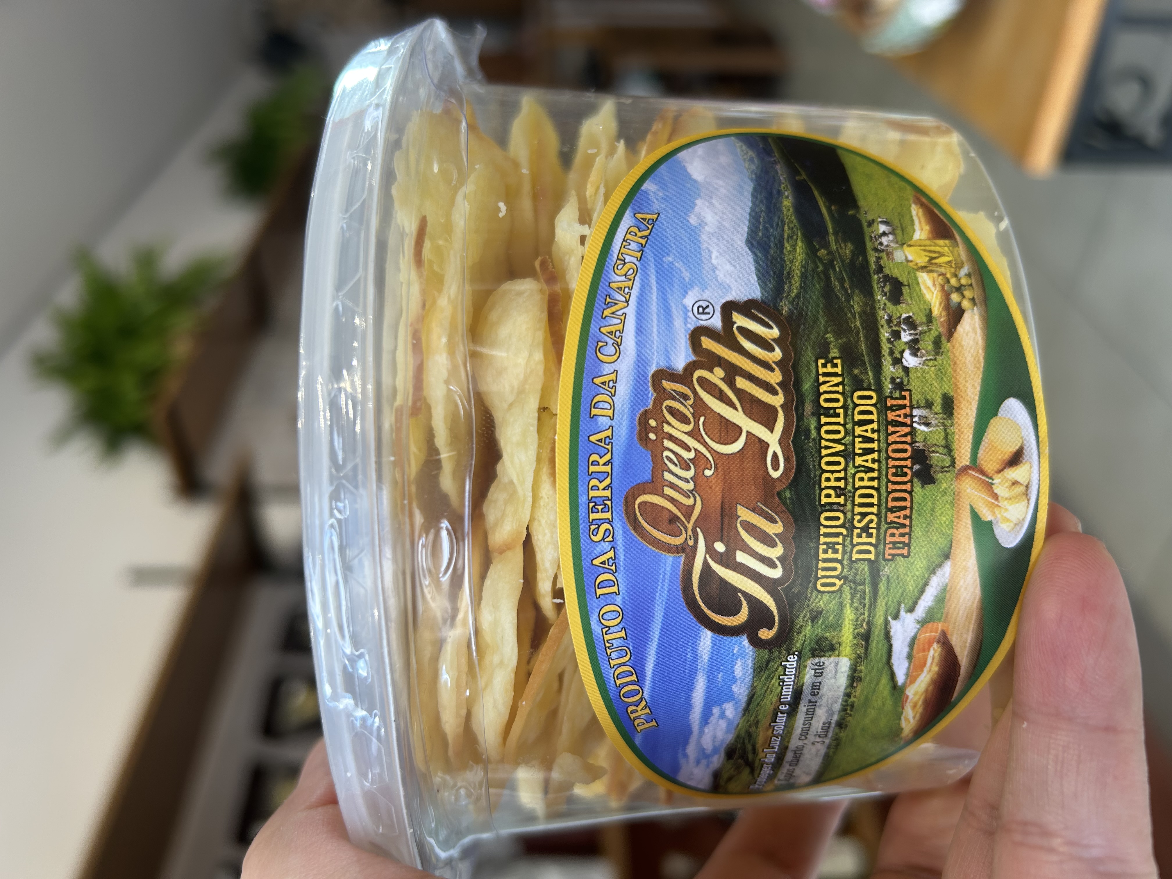 Queijo Provolone Desidratado Tia Lila 180g