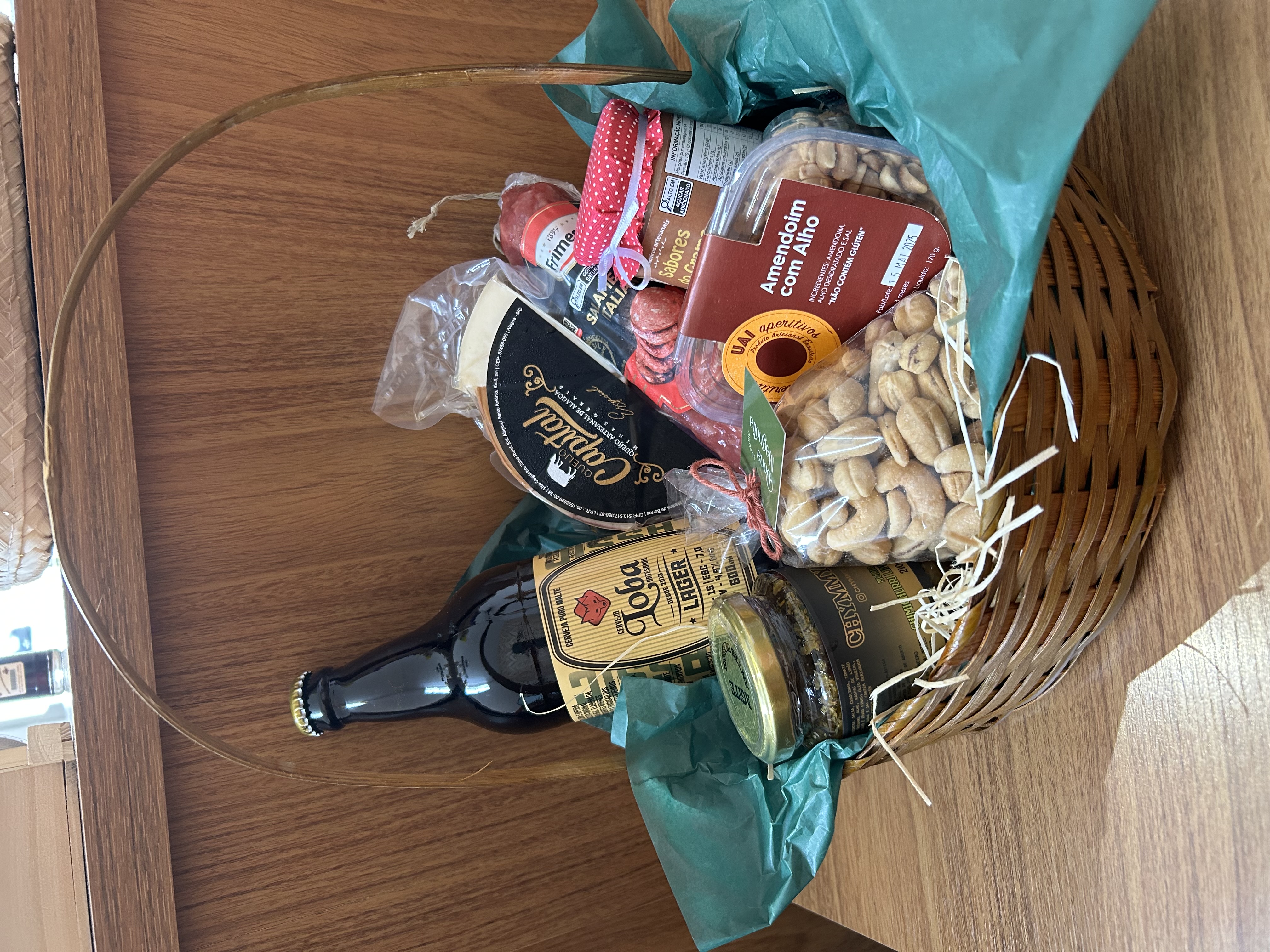 Cesta de presente Tira Gosto da Dona Magnólia