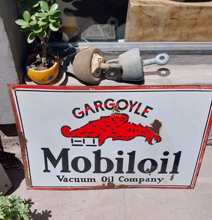 Old Original Vintage Gargoyle Mobiloil Enamel Porcelain Sign
