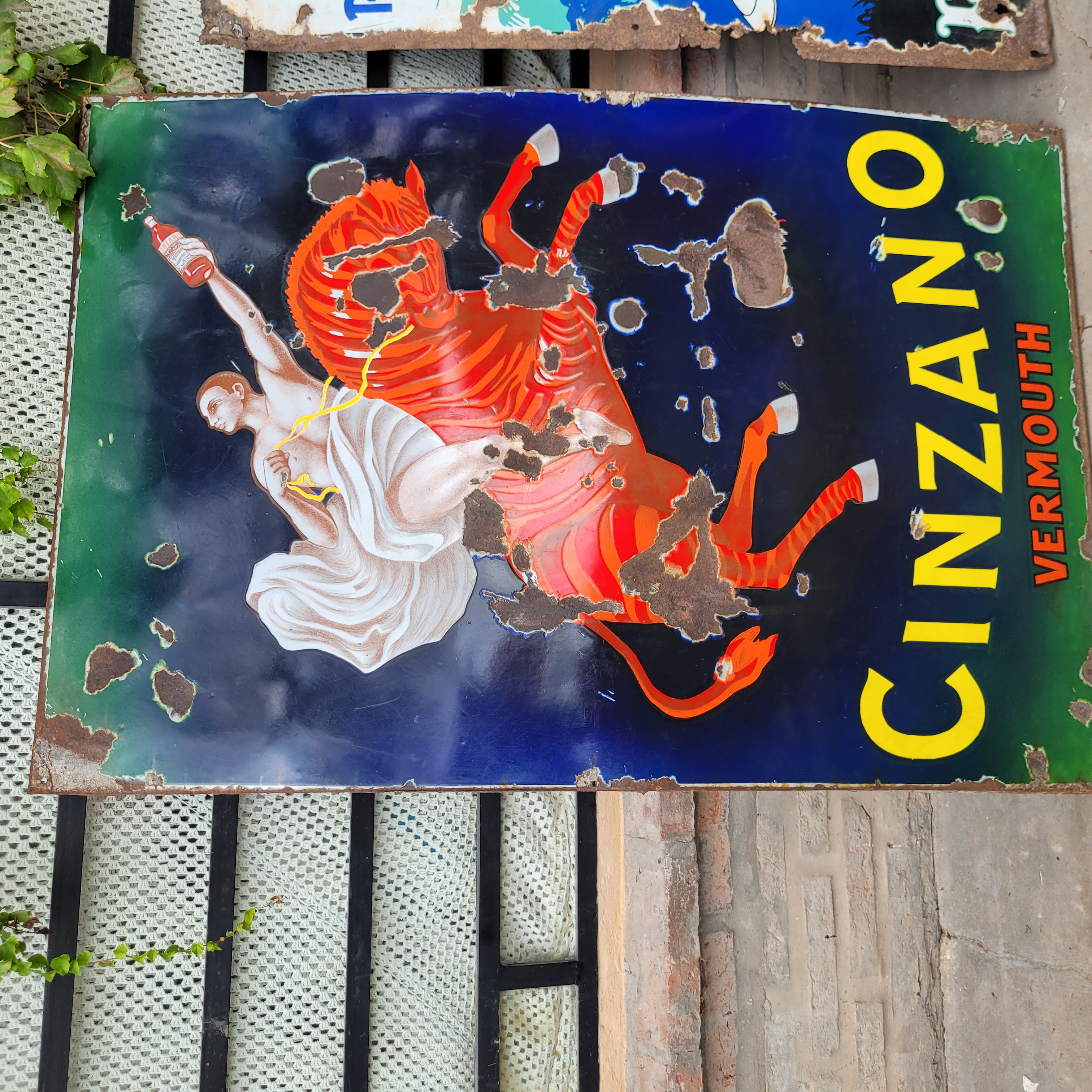 Old Original Enamel Porcelain CINZANO CAPIELLO sign