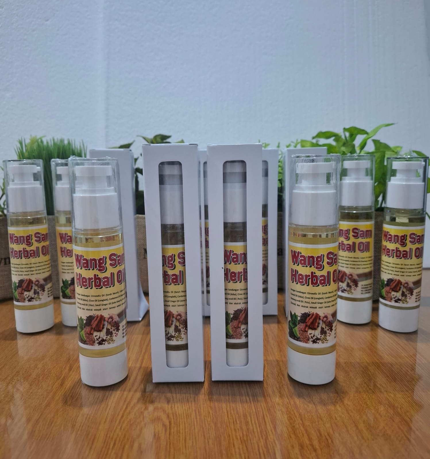 Wang Sam Herbal Oil